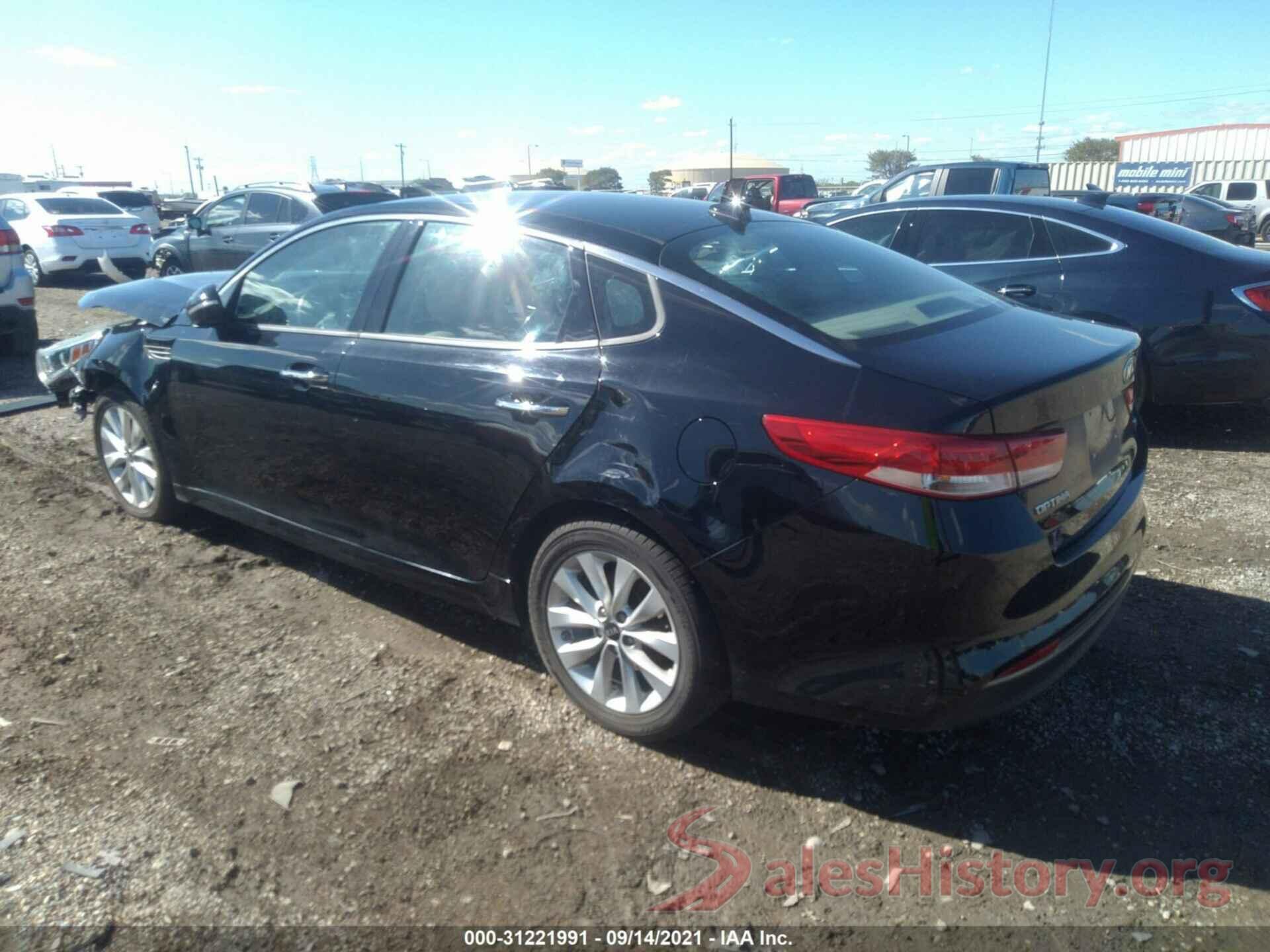 5XXGU4L3XHG131236 2017 KIA OPTIMA