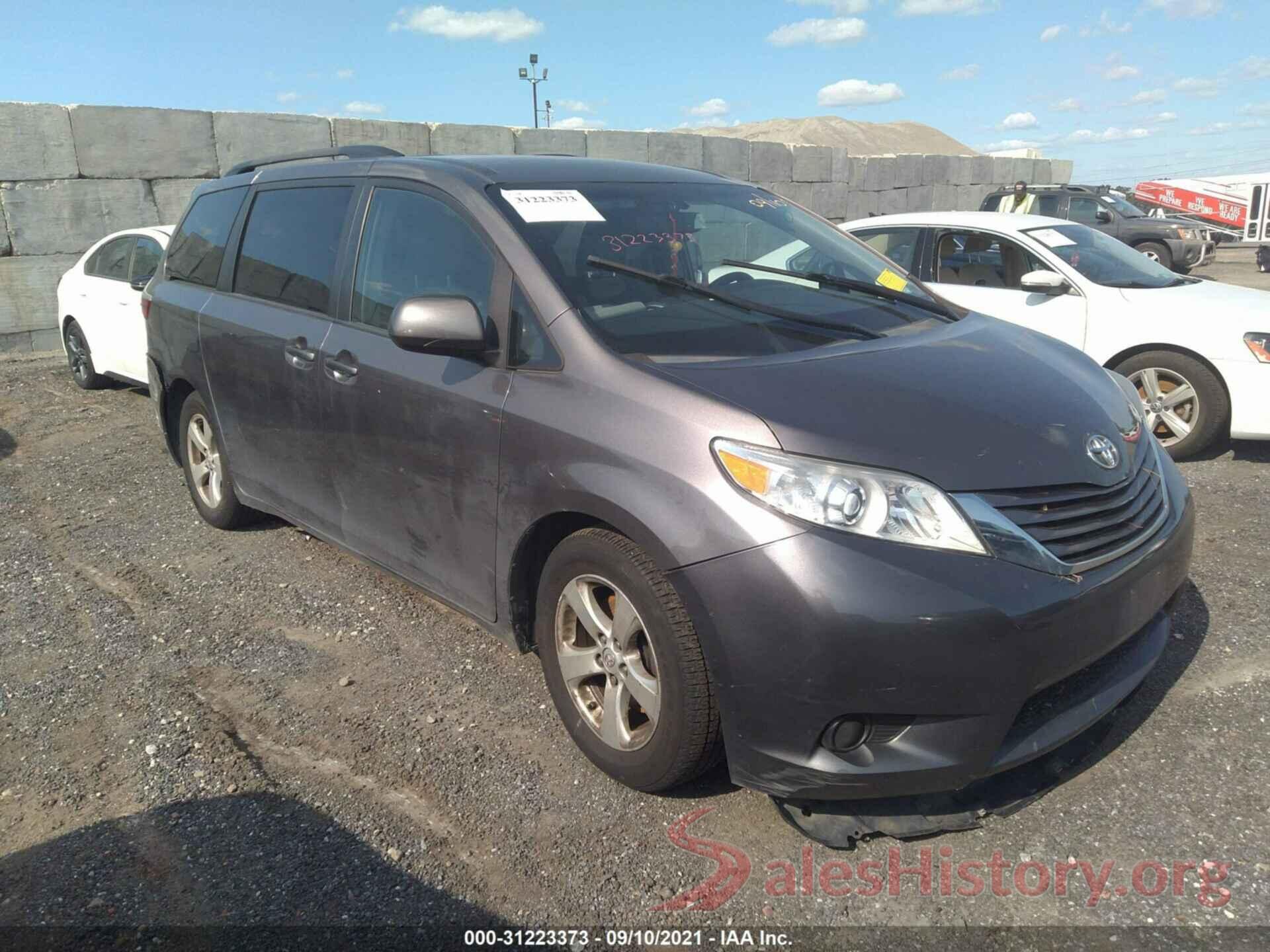 5TDKK3DC3GS718965 2016 TOYOTA SIENNA