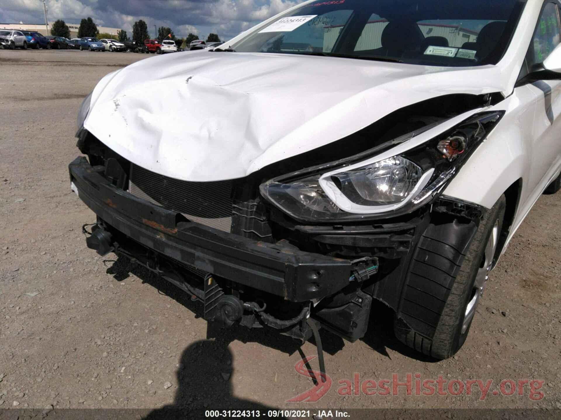 5NPDH4AE9GH761411 2016 HYUNDAI ELANTRA