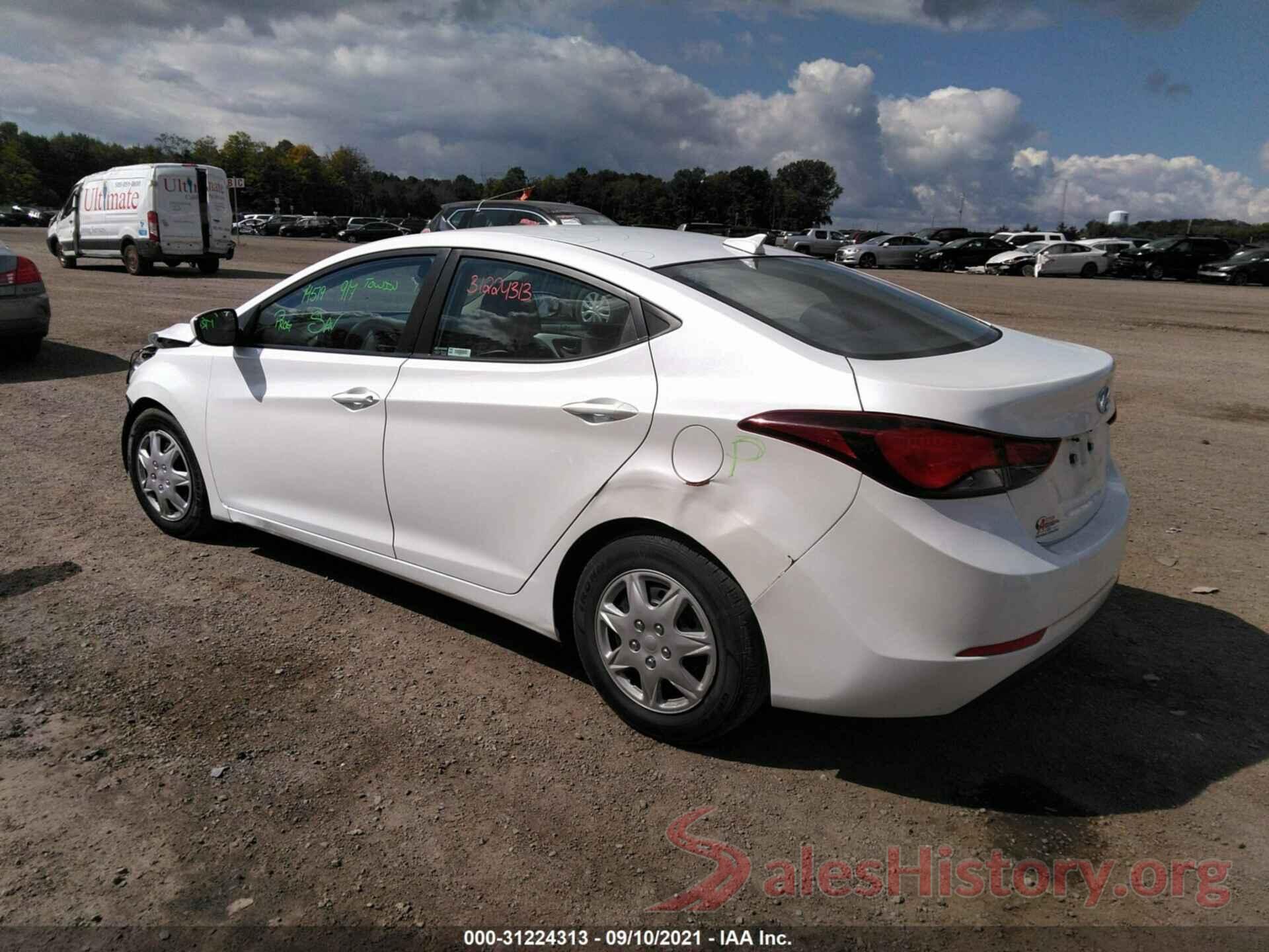 5NPDH4AE9GH761411 2016 HYUNDAI ELANTRA