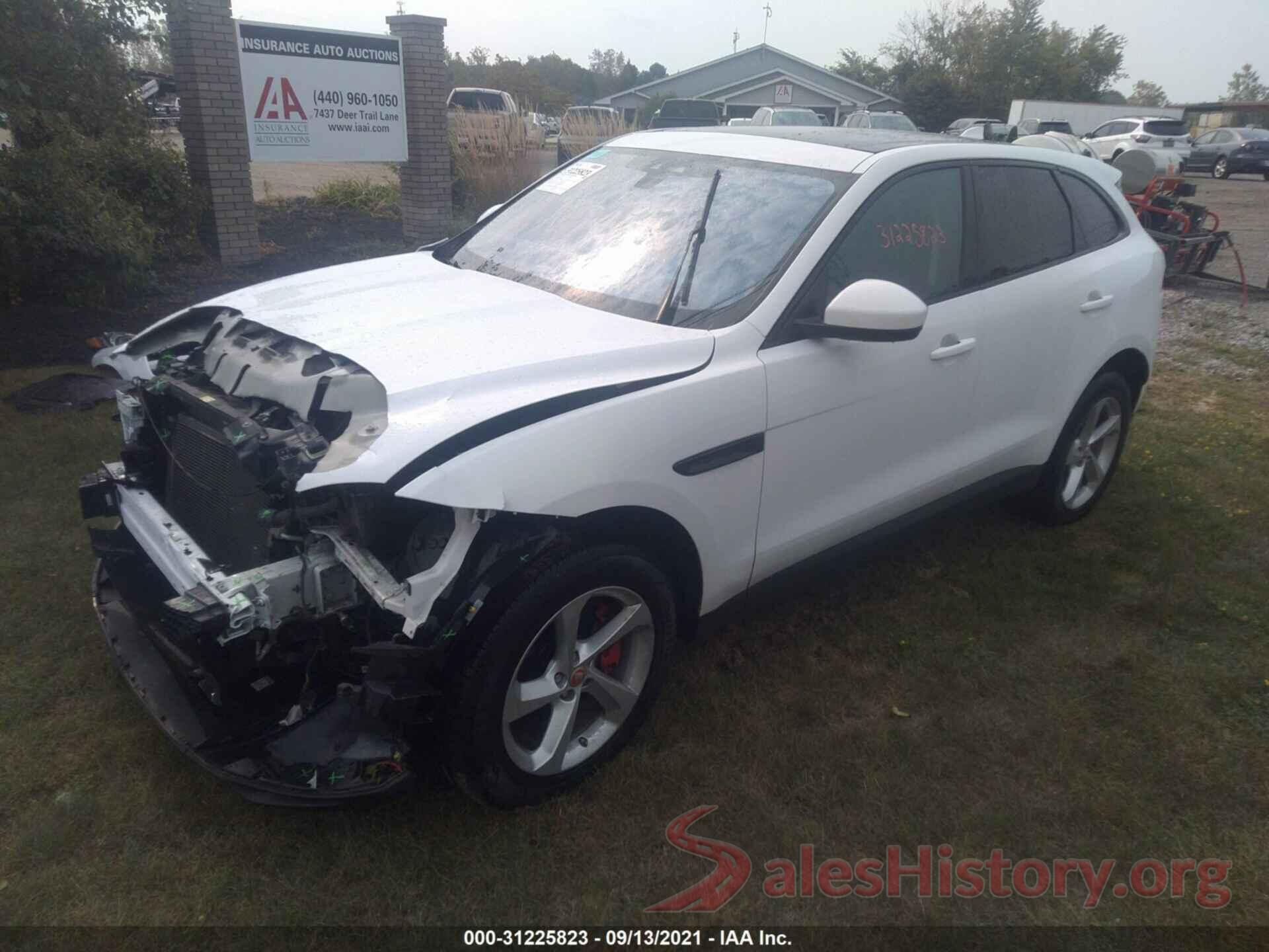 SADCJ2BV6HA059675 2017 JAGUAR F-PACE