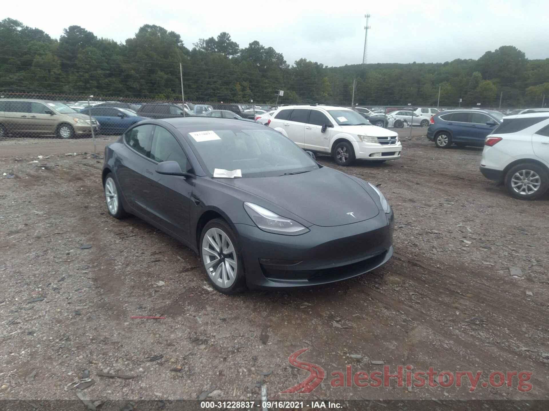 5YJ3E1EB8MF960821 2021 TESLA MODEL 3