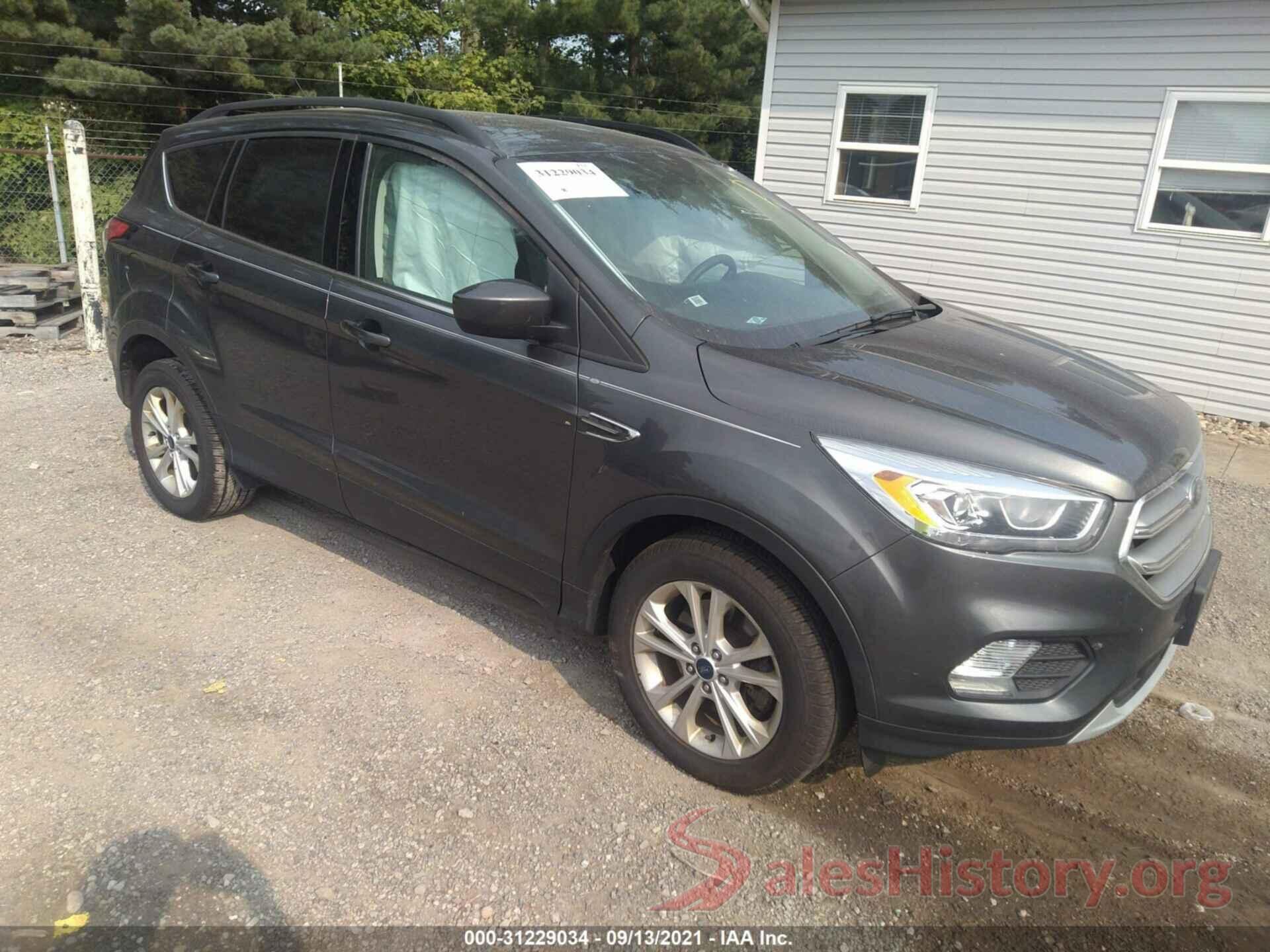 1FMCU9GD8HUC75520 2017 FORD ESCAPE