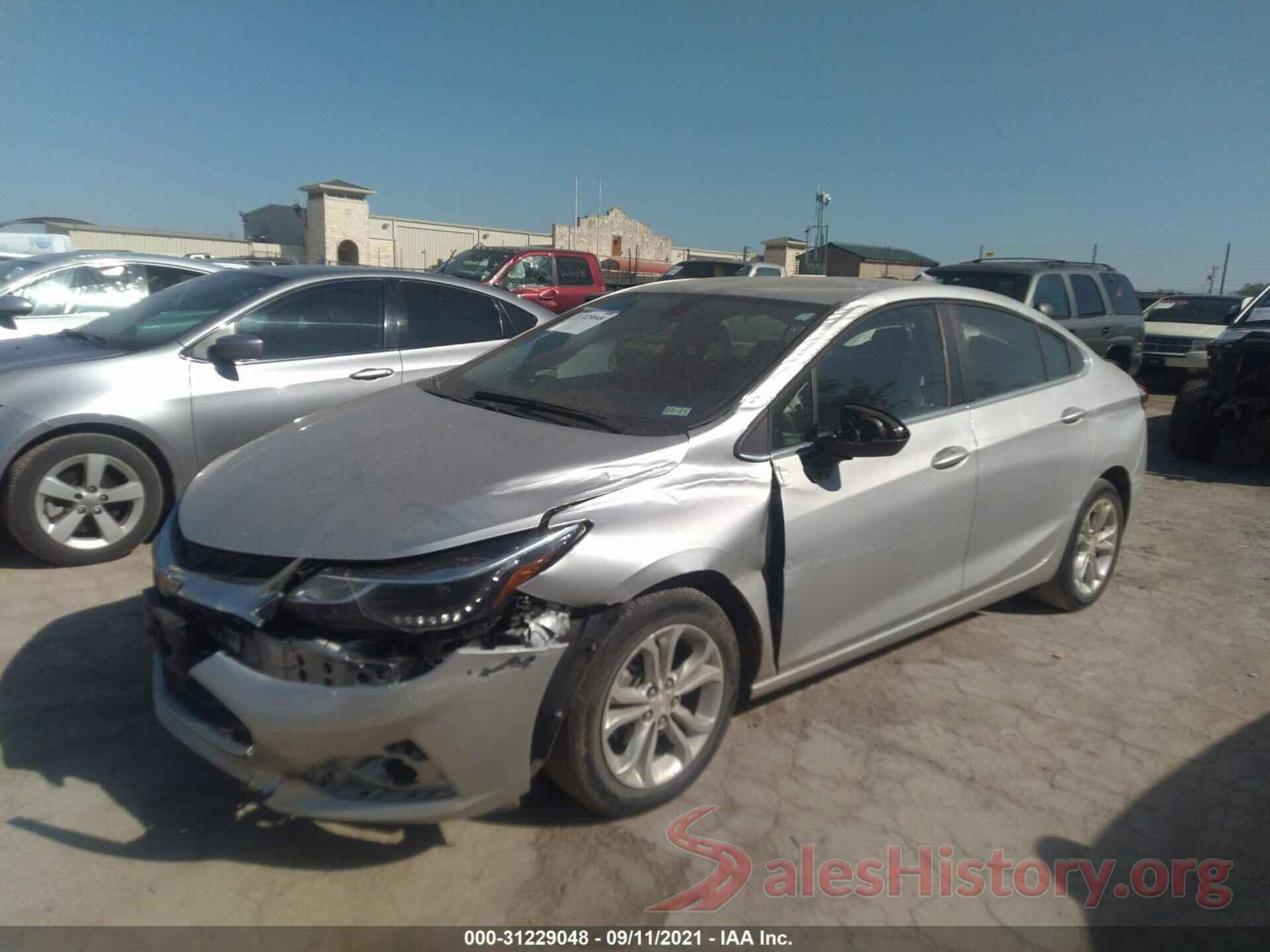 1G1BE5SM7K7131713 2019 CHEVROLET CRUZE