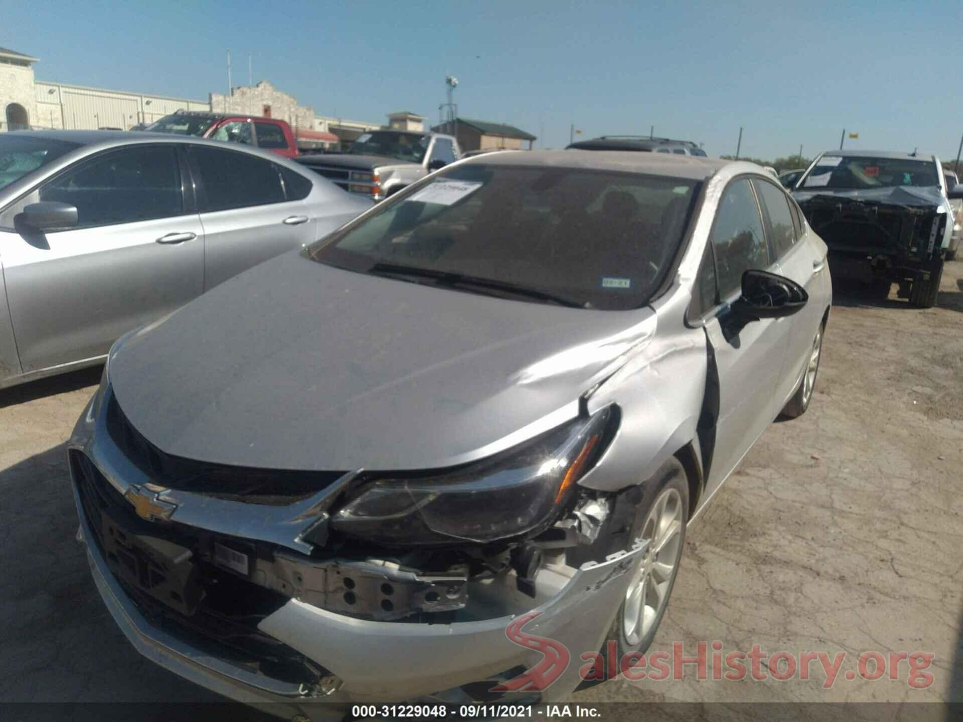 1G1BE5SM7K7131713 2019 CHEVROLET CRUZE