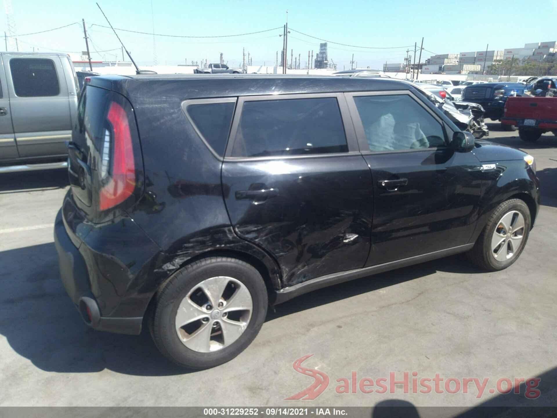 KNDJN2A23G7325096 2016 KIA SOUL