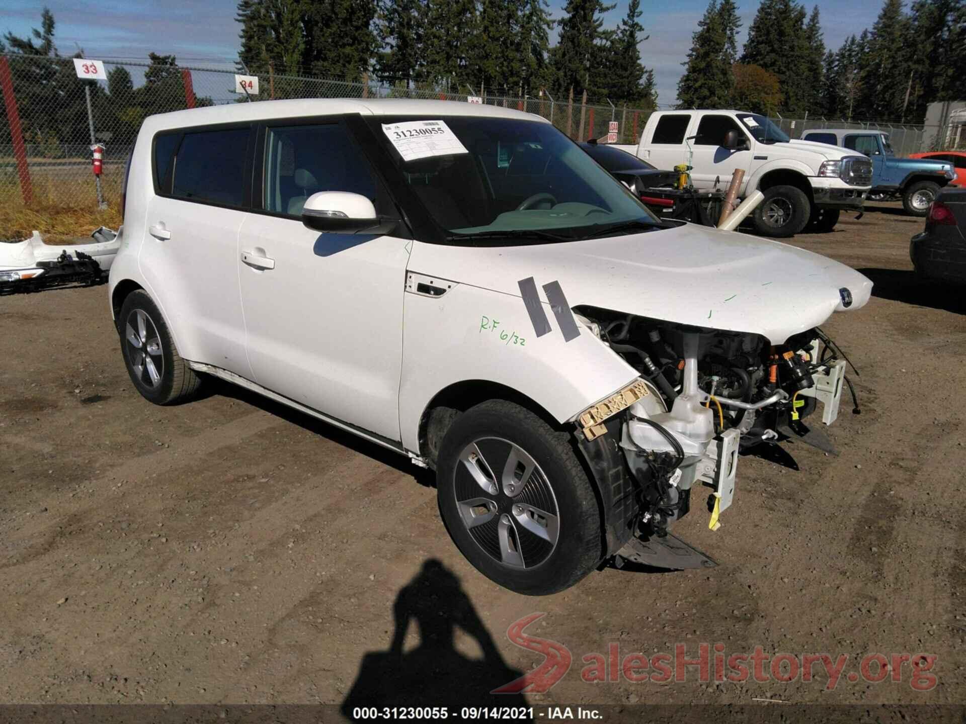 KNDJP3AE1H7019090 2017 KIA SOUL EV