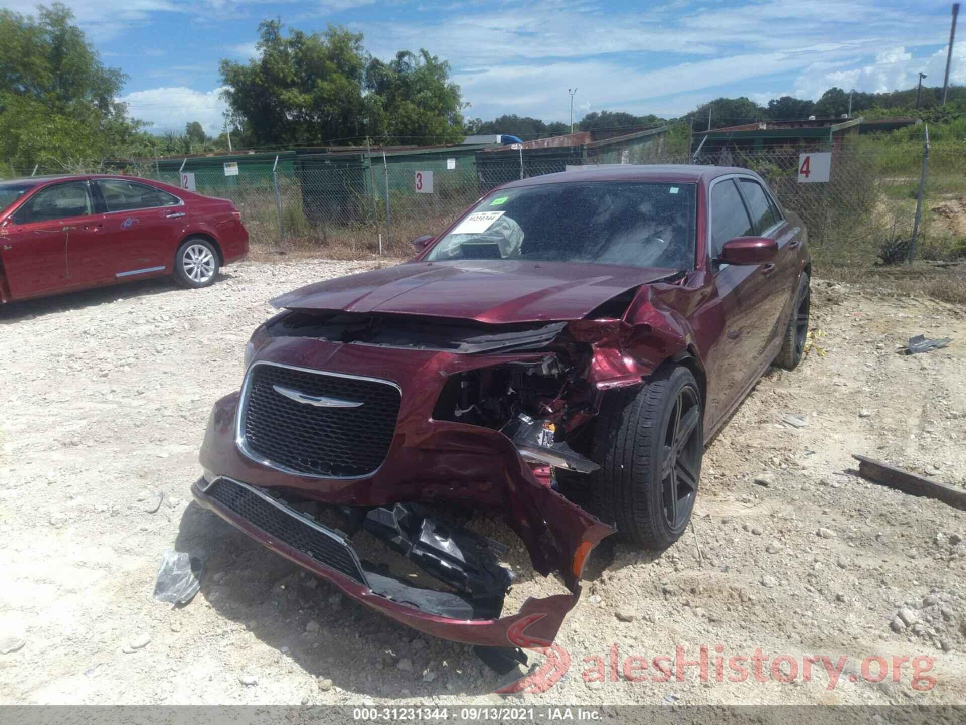 2C3CCAAG7JH143082 2018 CHRYSLER 300