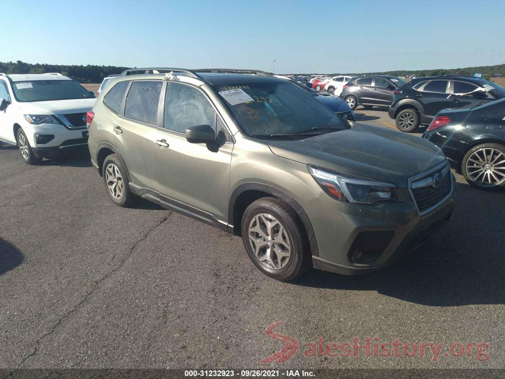 JF2SKAJC4MH557231 2021 SUBARU FORESTER