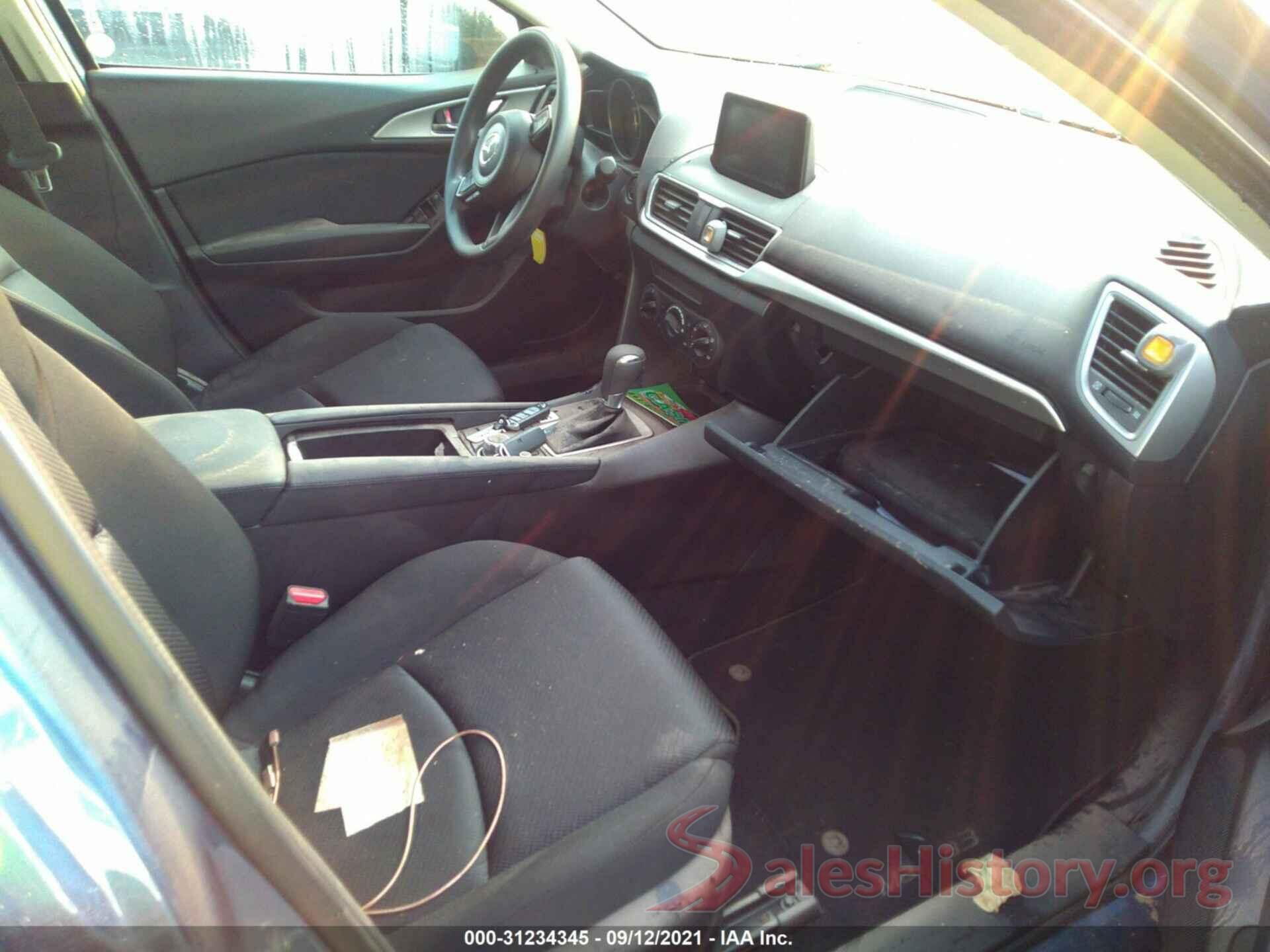 3MZBN1U75JM224884 2018 MAZDA MAZDA3 4-DOOR