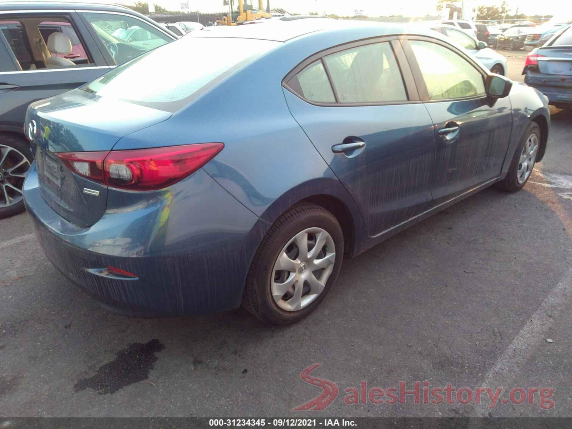 3MZBN1U75JM224884 2018 MAZDA MAZDA3 4-DOOR