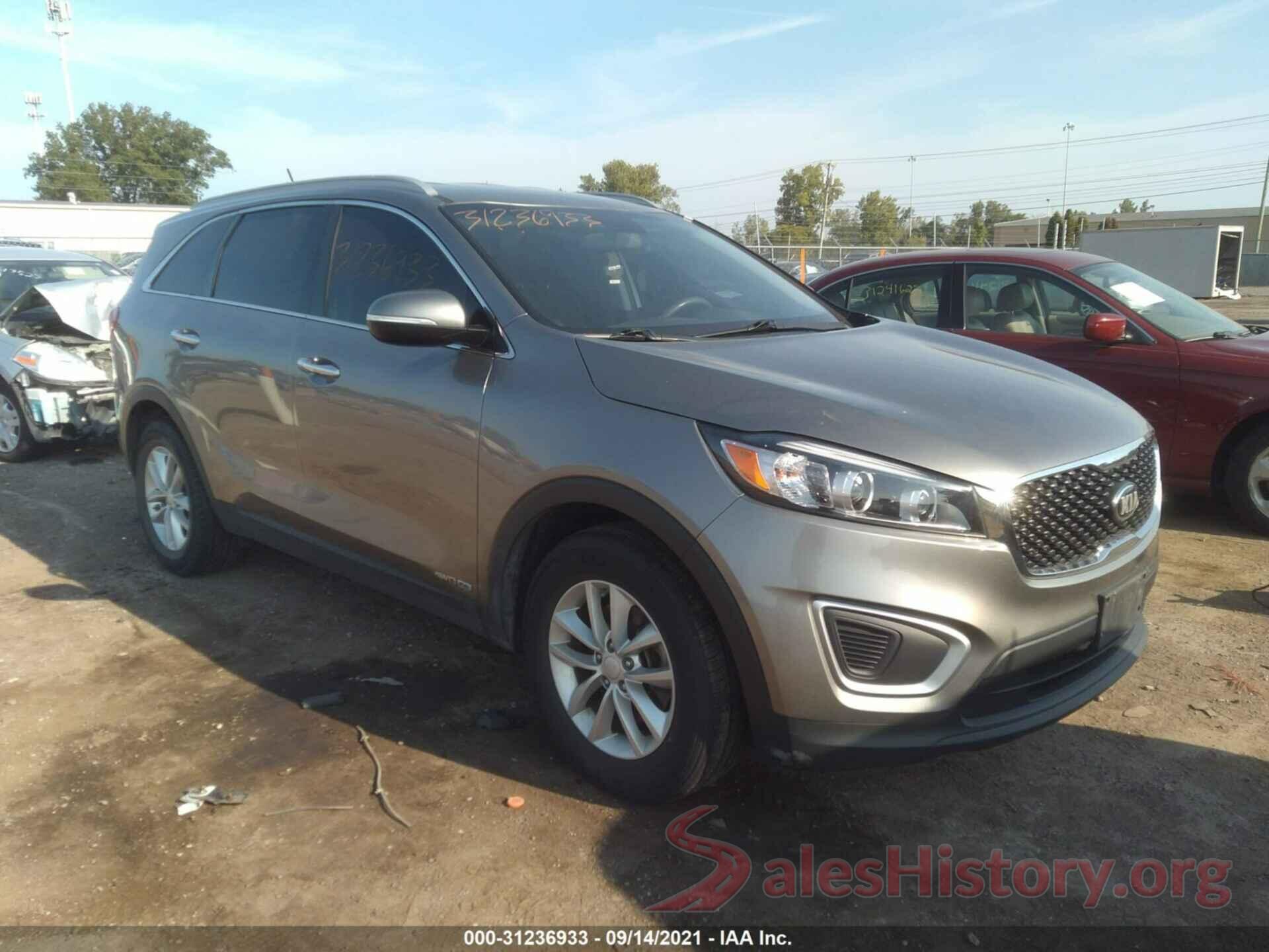 5XYPGDA57HG333720 2017 KIA SORENTO