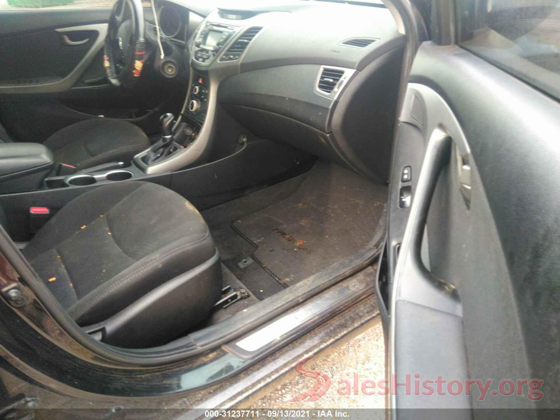 5NPD74LF9KH471039 2015 HYUNDAI ELANTRA