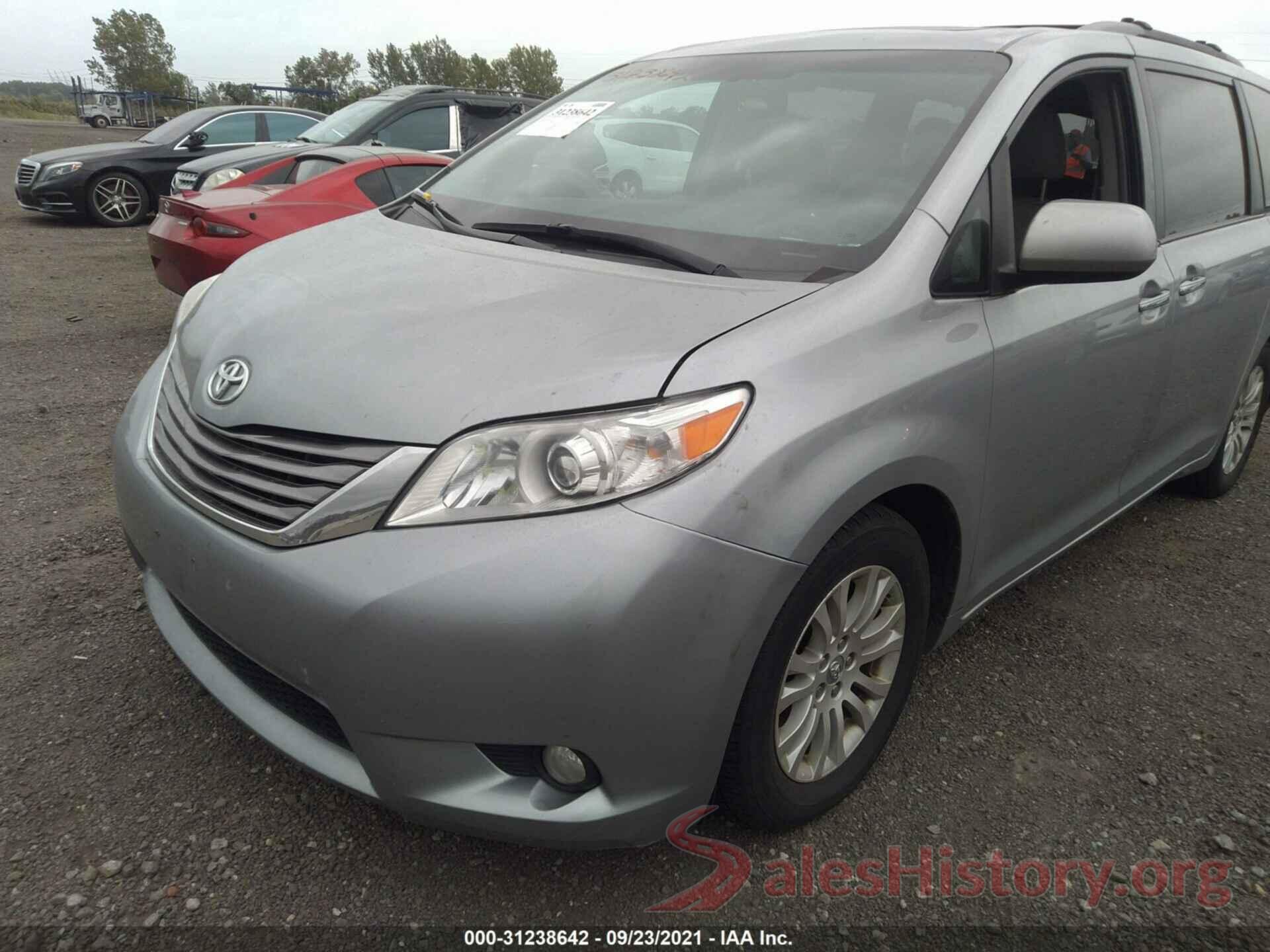 5TDYZ3DC7HS778562 2017 TOYOTA SIENNA