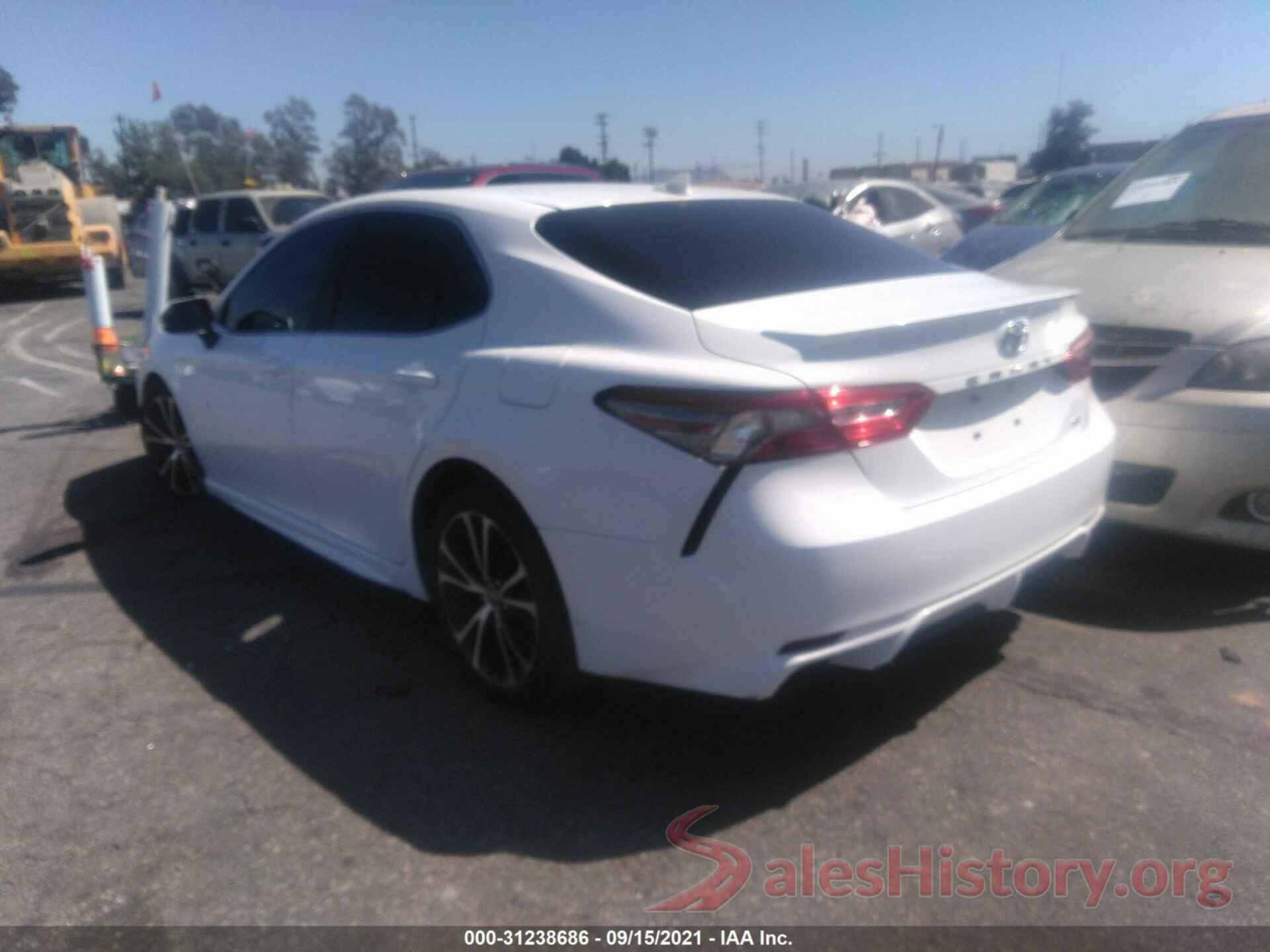 4T1B11HK7KU268875 2019 TOYOTA CAMRY