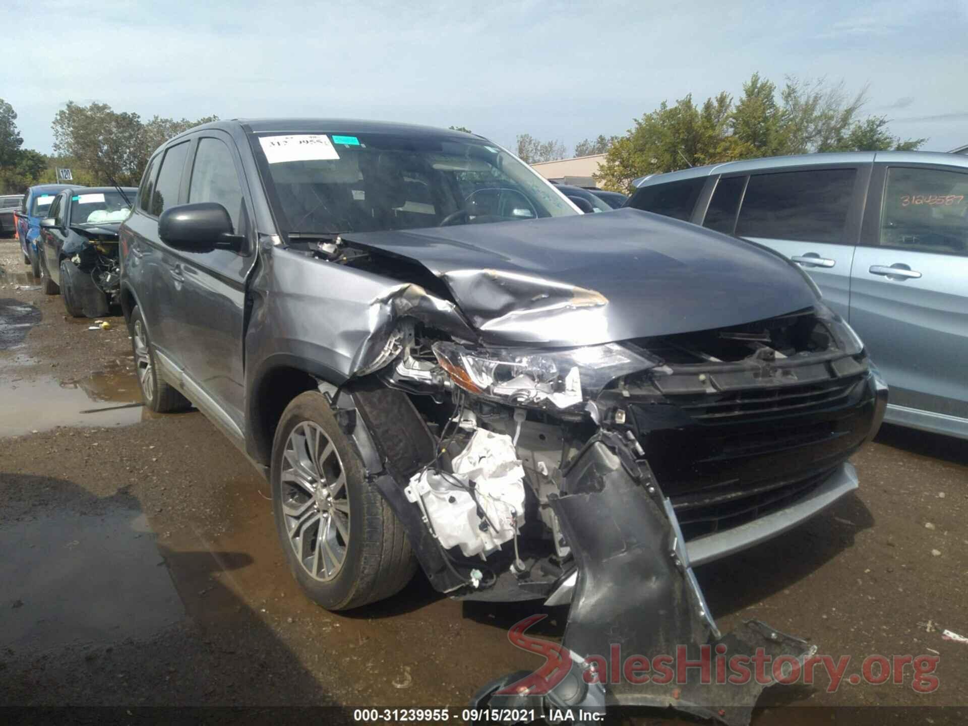 JA4AZ3A33JZ040441 2018 MITSUBISHI OUTLANDER