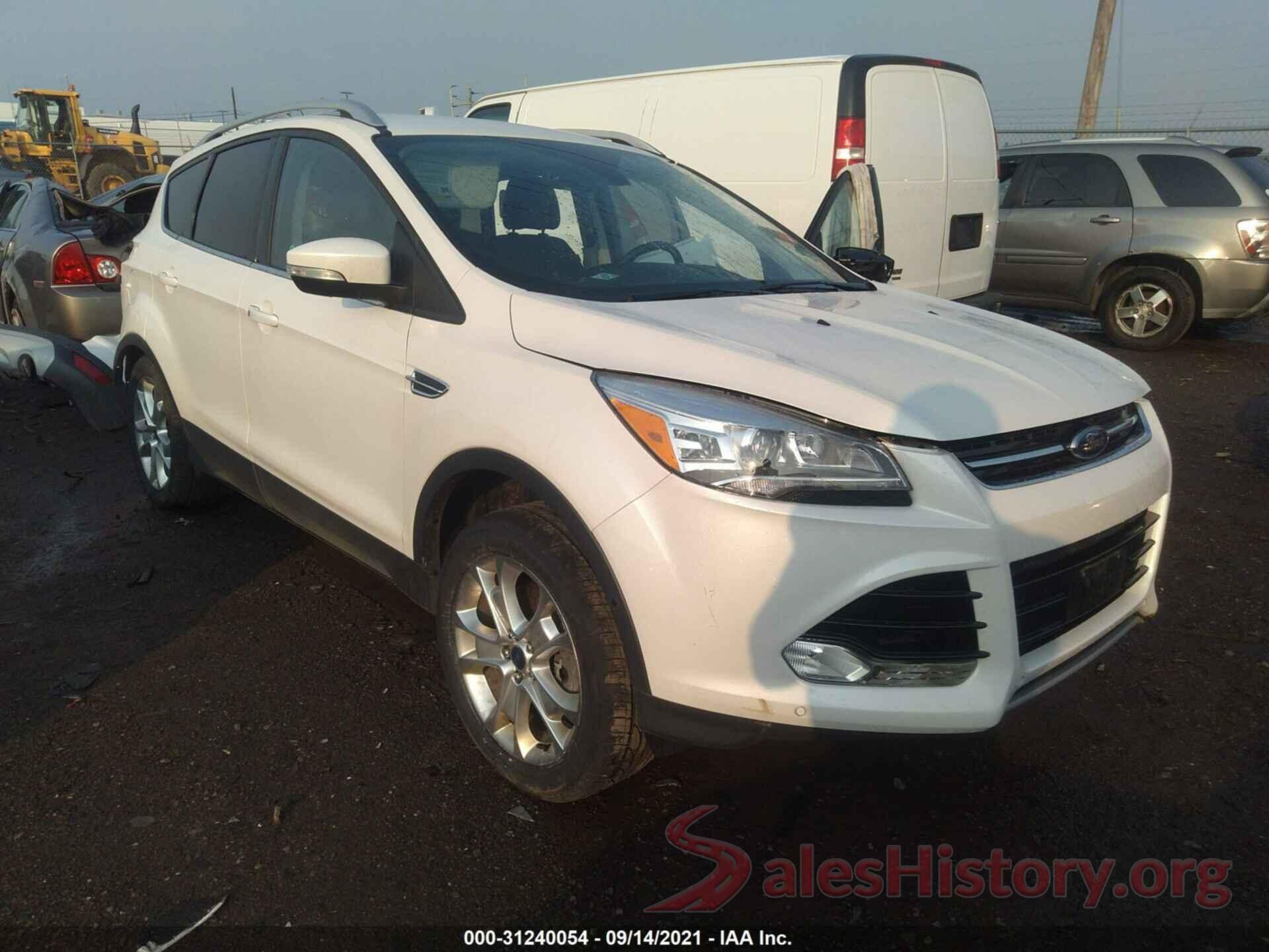 1FMCU9J9XGUC22580 2016 FORD ESCAPE