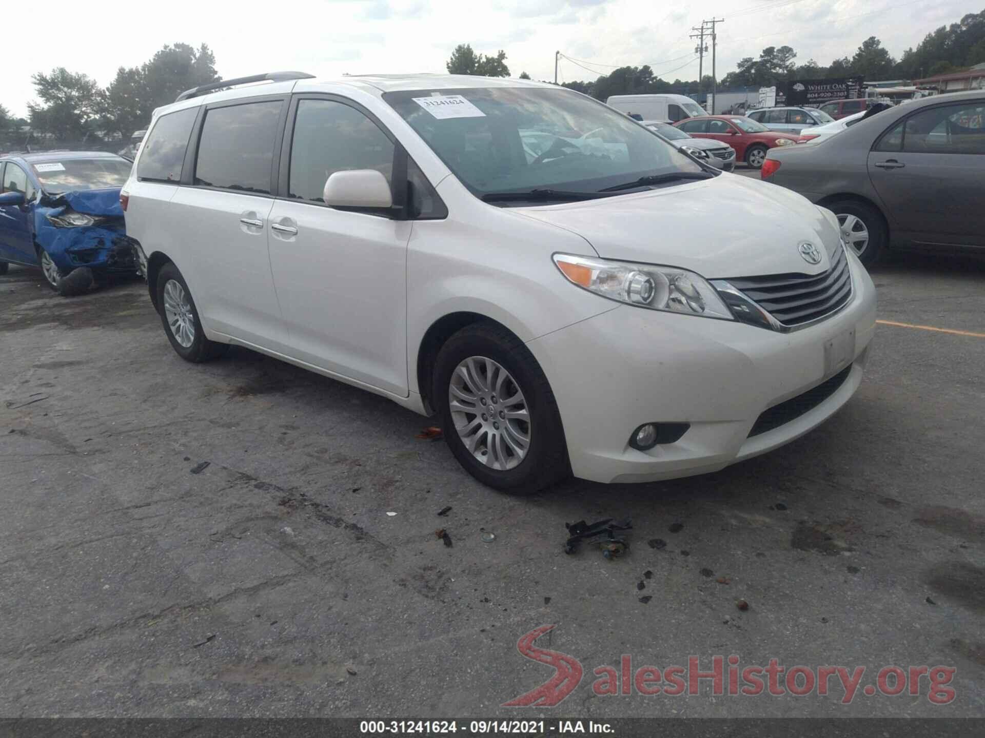 5TDYZ3DC2HS787833 2017 TOYOTA SIENNA