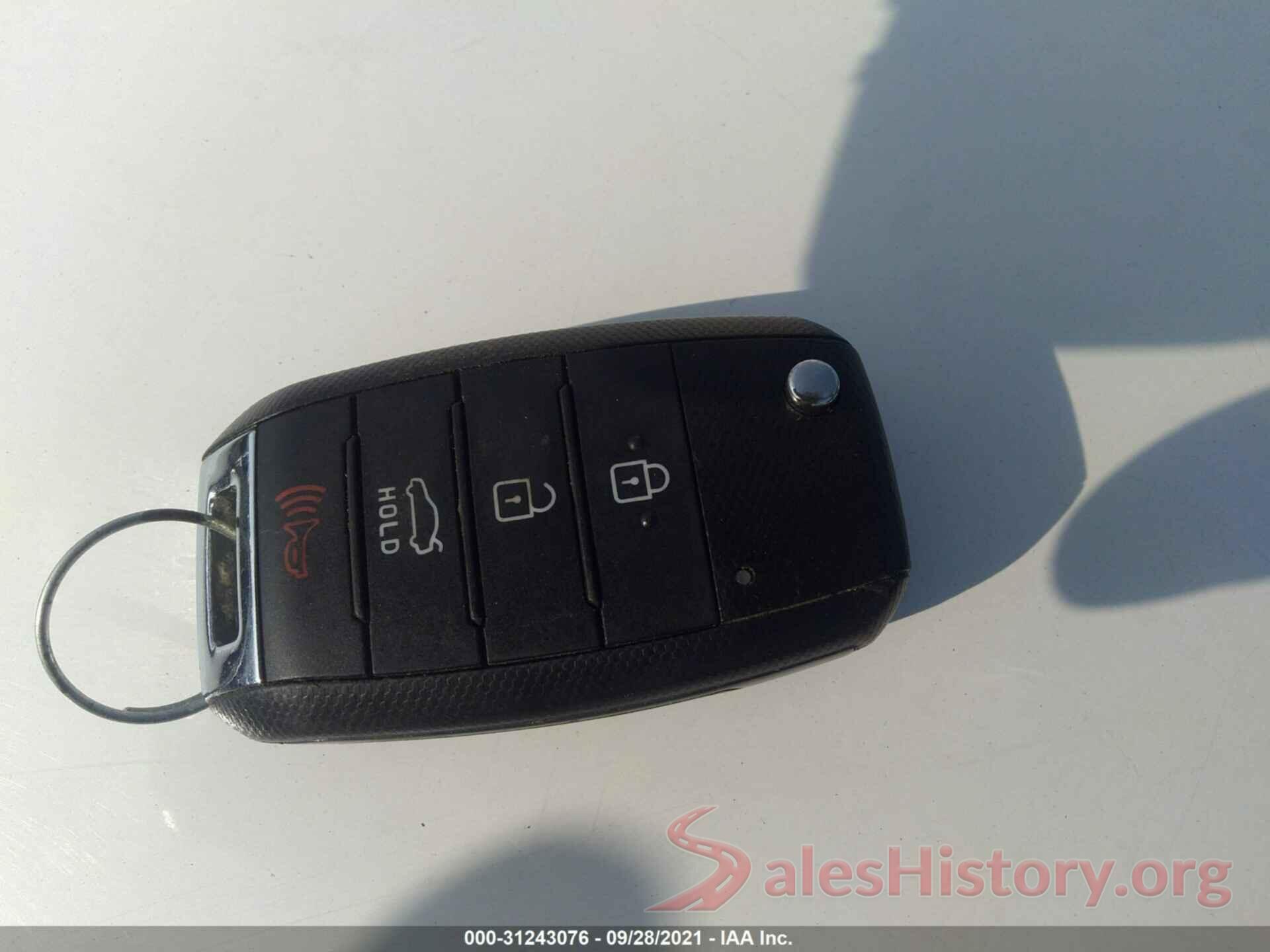 KNAFK4A61G5613592 2016 KIA FORTE