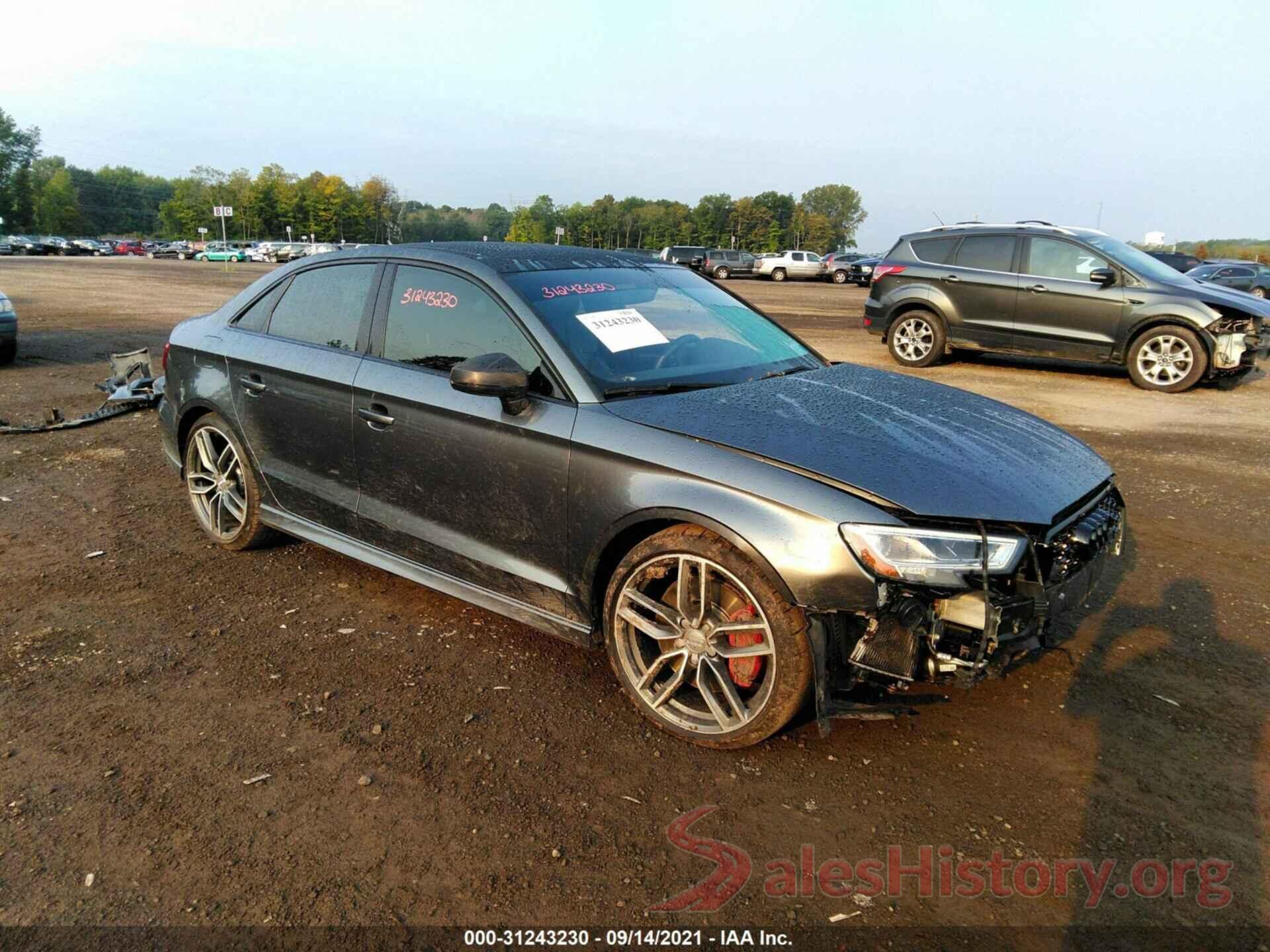 WAUB1GFF8J1037154 2018 AUDI S3