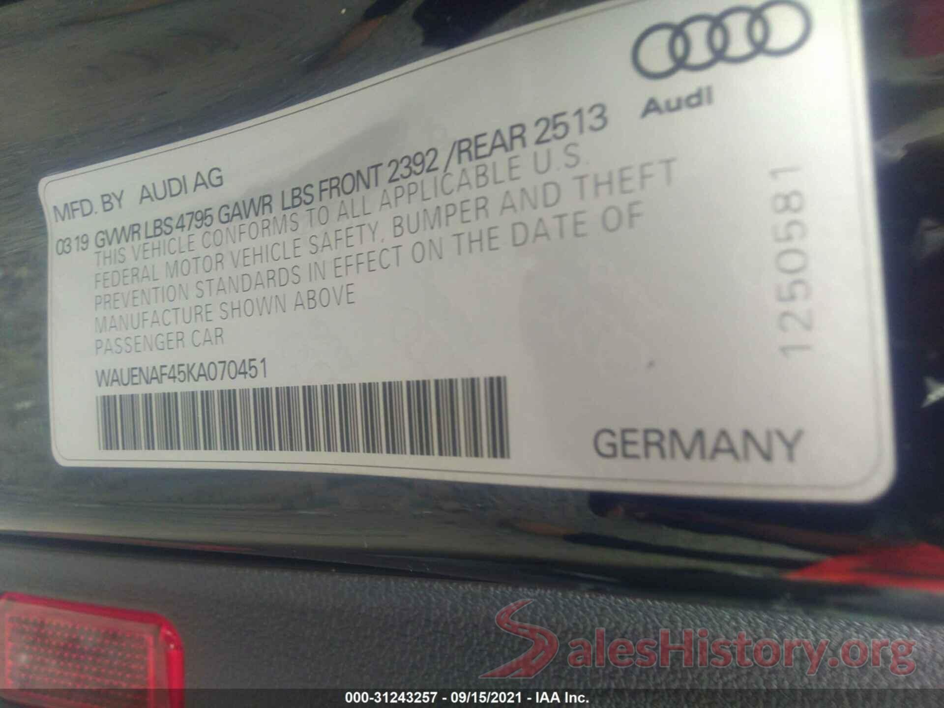 WAUENAF45KA070451 2019 AUDI A4