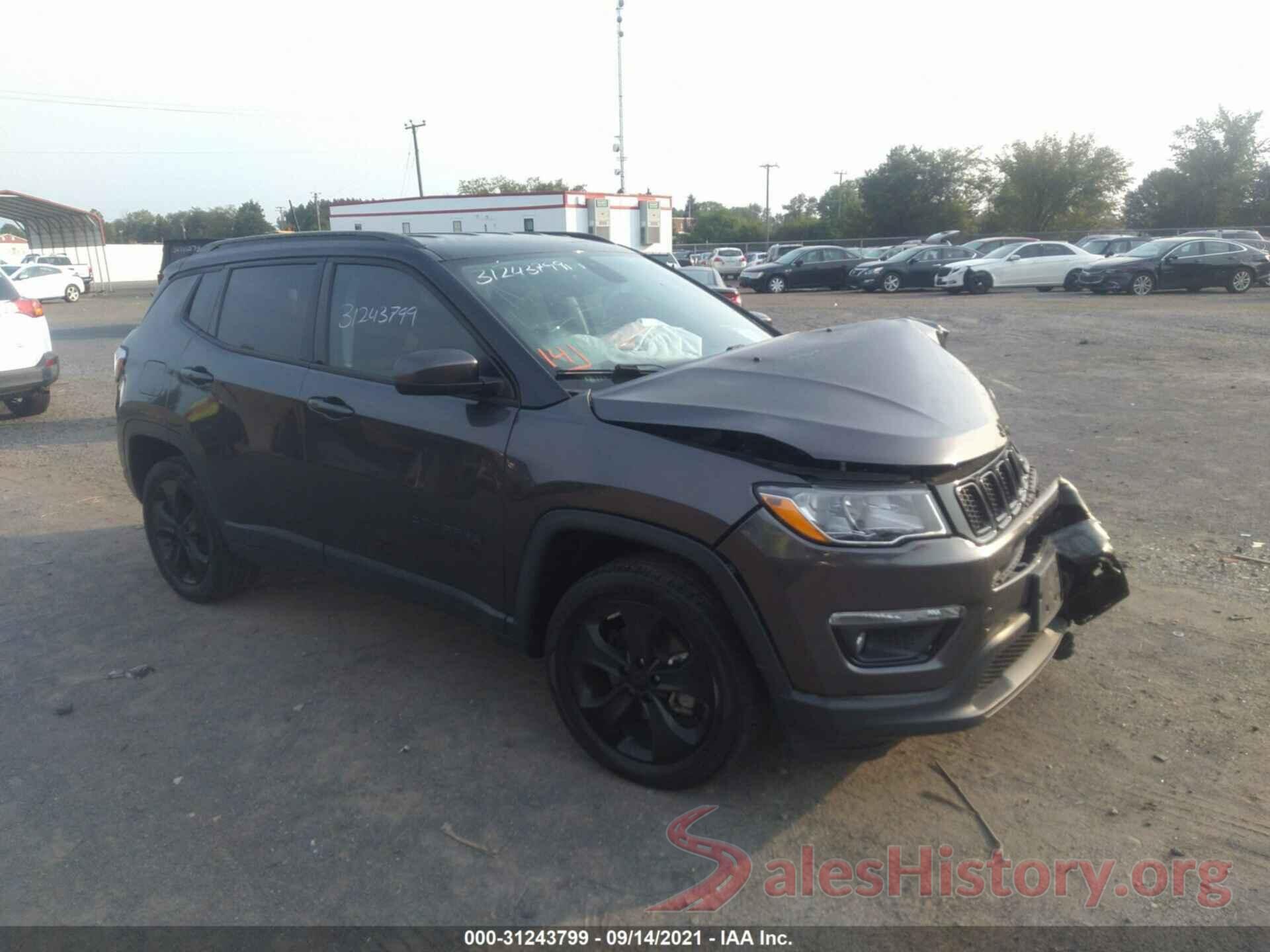 3C4NJDBB2JT299200 2018 JEEP COMPASS