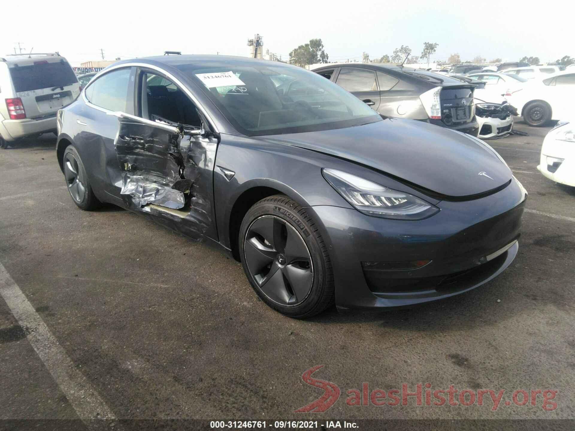 5YJ3E1EA5KF400484 2019 TESLA MODEL 3