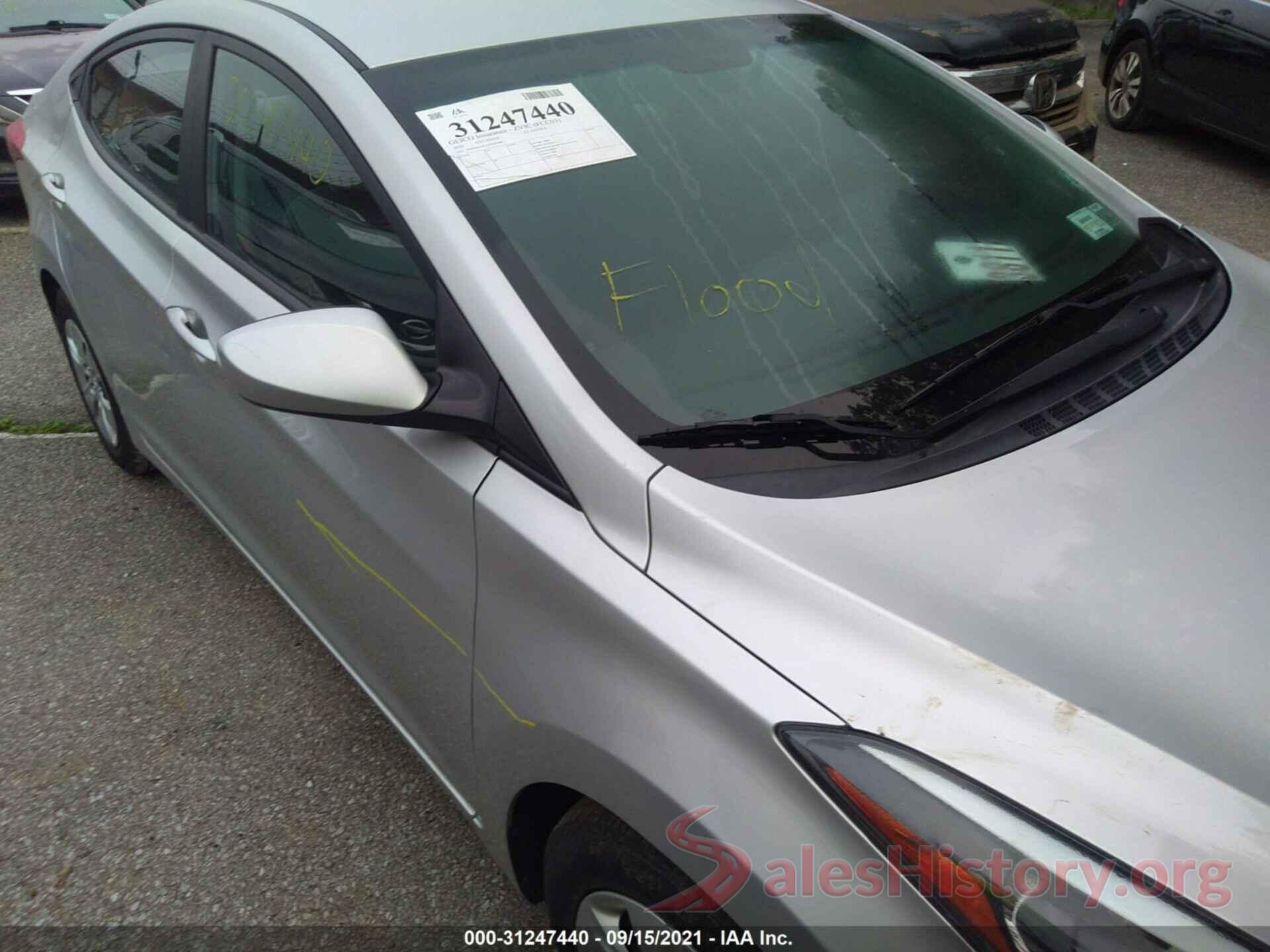 5NPDH4AE3GH785686 2016 HYUNDAI ELANTRA