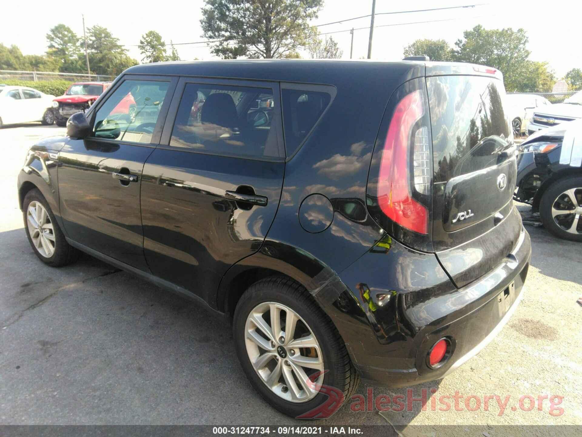 KNDJP3A51J7898225 2018 KIA SOUL