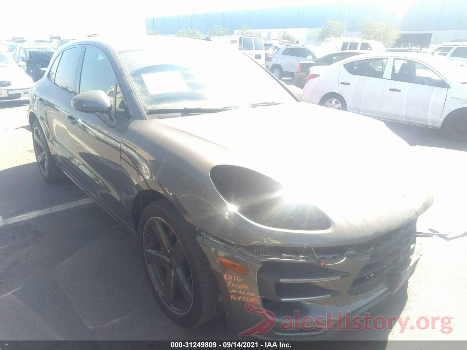 WP1AF2A56GLB93058 2016 PORSCHE MACAN