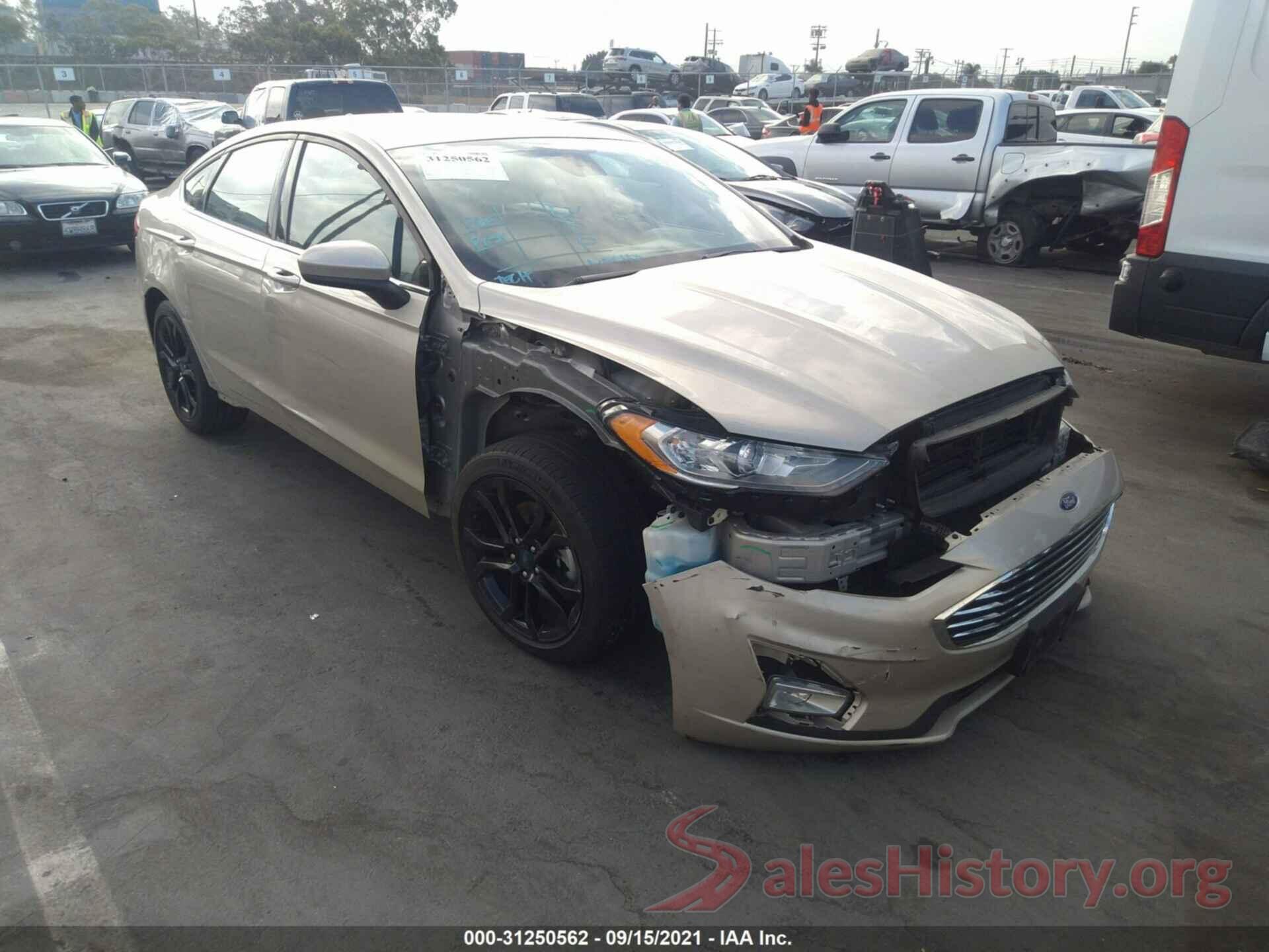 3FA6P0HD2KR152089 2019 FORD FUSION