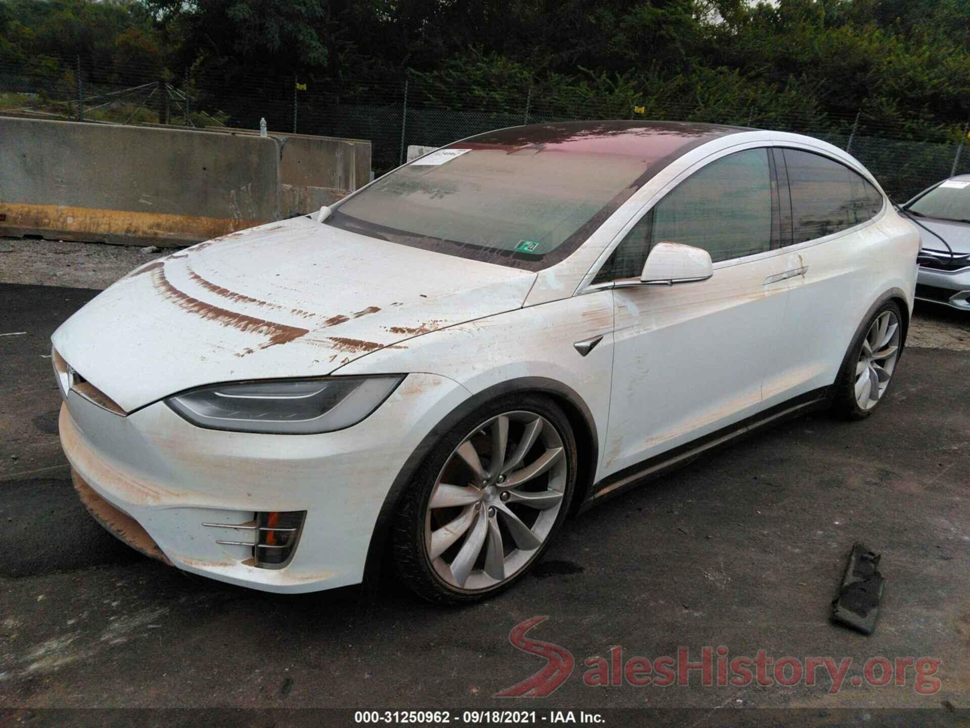 5YJXCBE20HF044489 2017 TESLA MODEL X