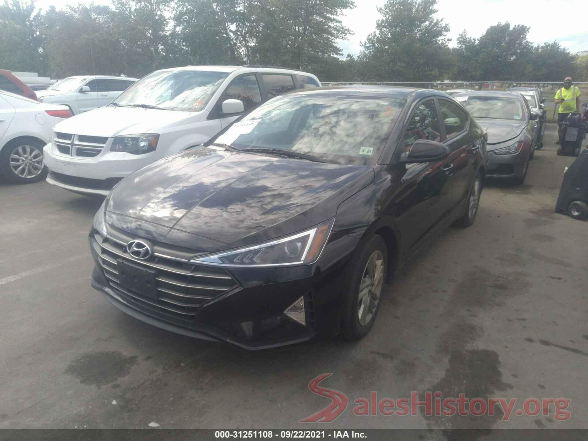 KMHD84LF5KU854832 2019 HYUNDAI ELANTRA