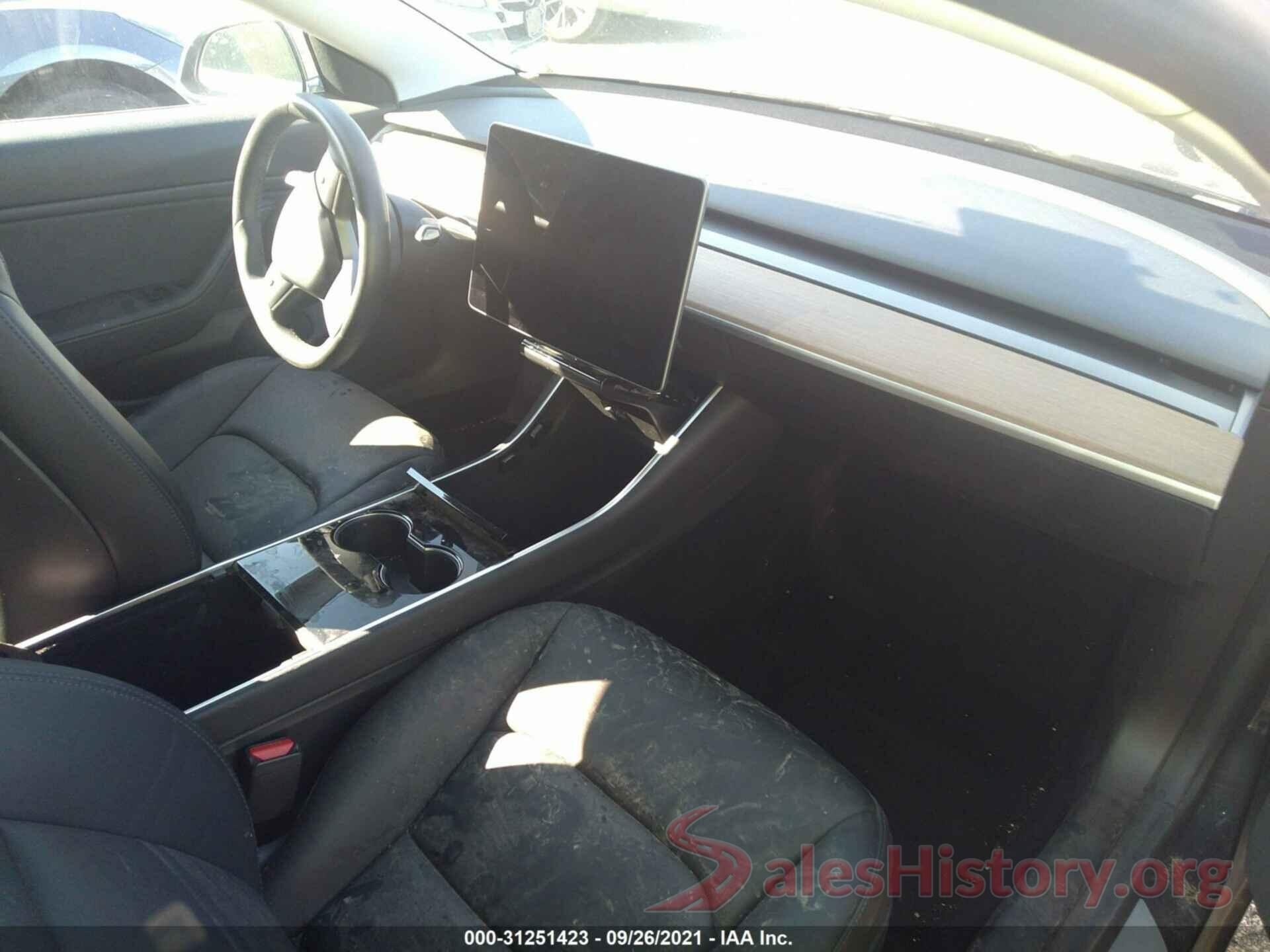 5YJ3E1EBXKF386221 2019 TESLA MODEL 3