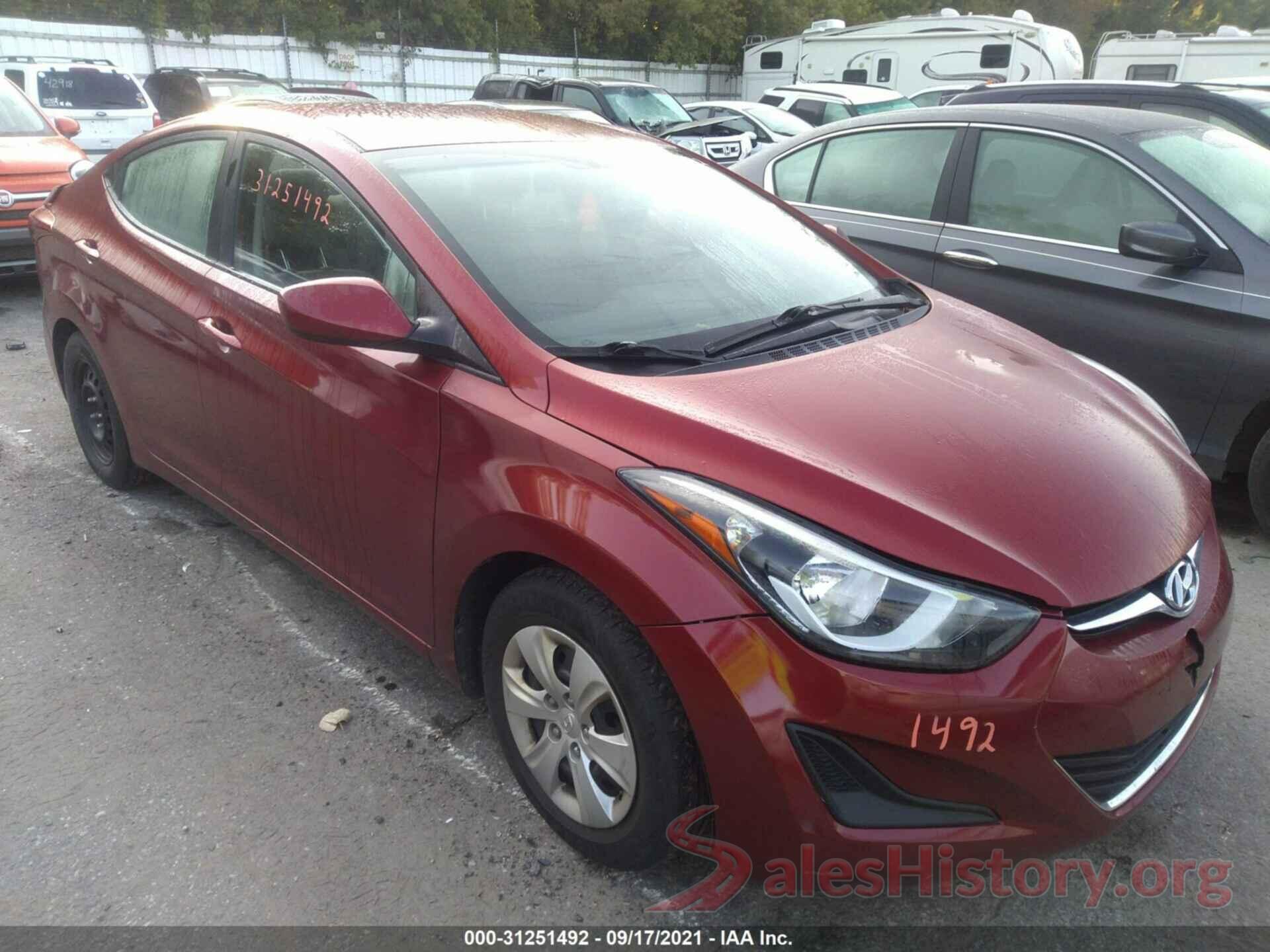 5NPDH4AE0GH734842 2016 HYUNDAI ELANTRA