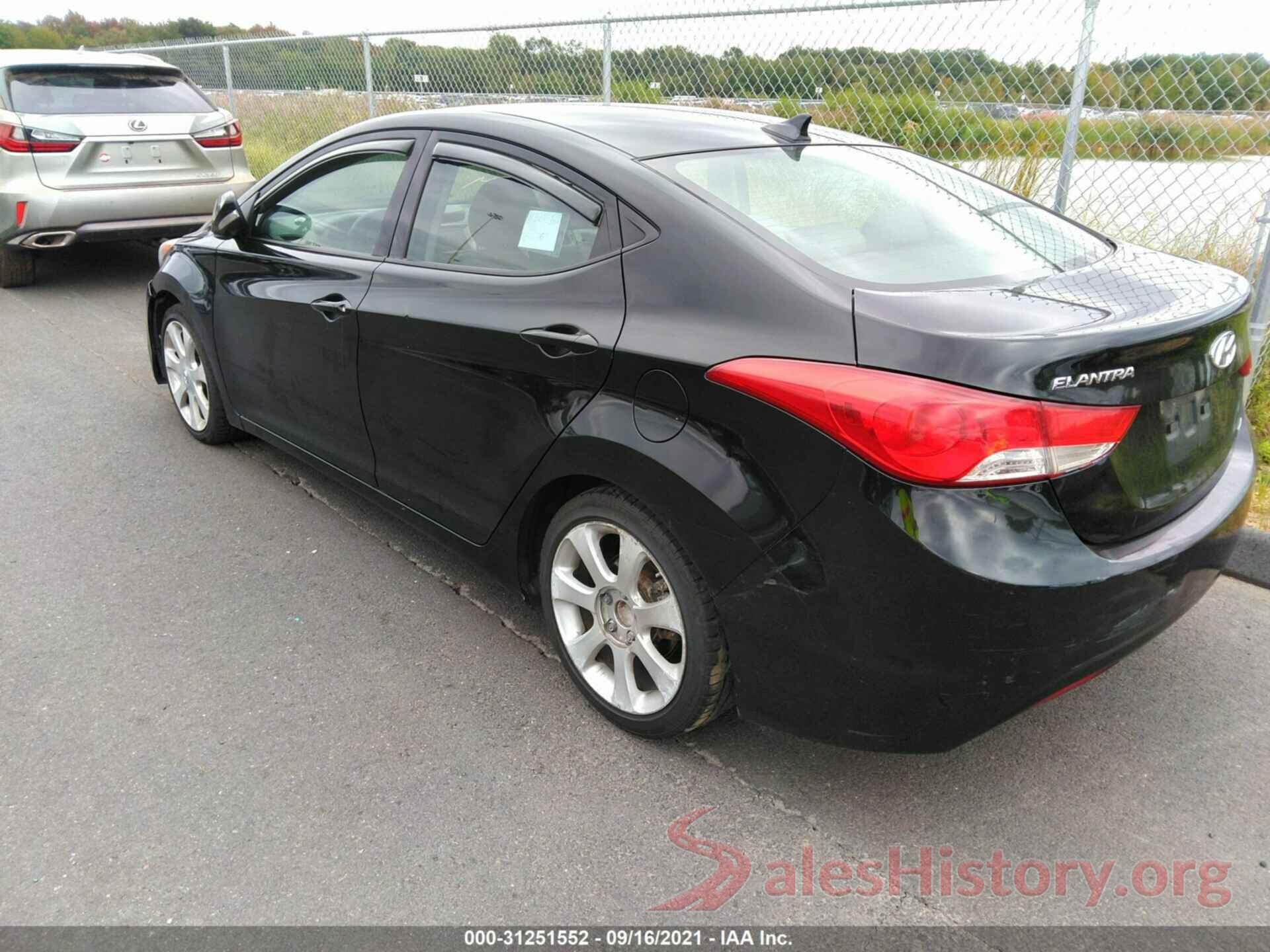 KMHDH4AE8DU640494 2013 HYUNDAI ELANTRA