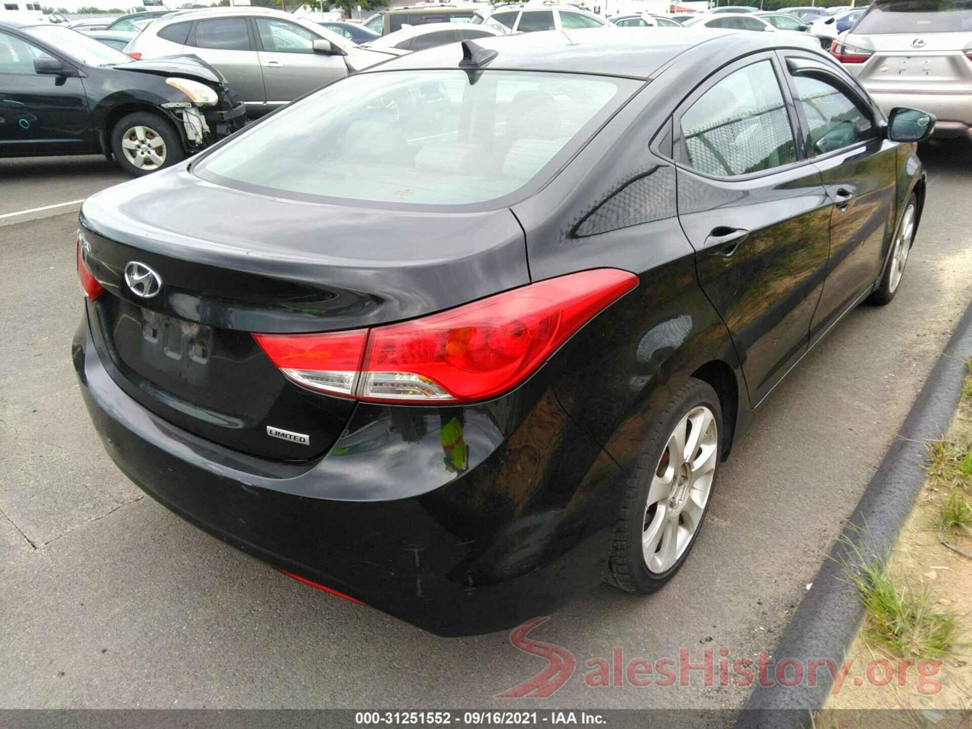 KMHDH4AE8DU640494 2013 HYUNDAI ELANTRA