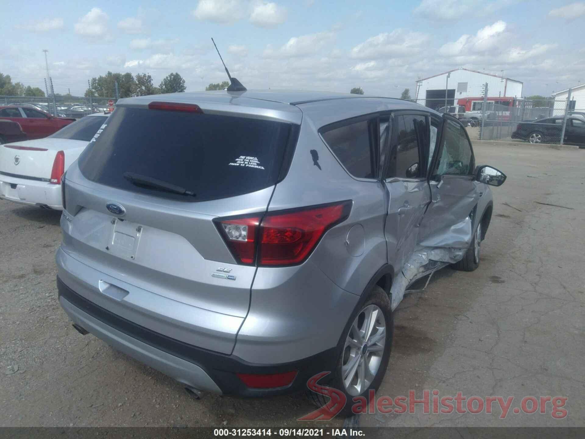 1FMCU9GD9KUB04119 2019 FORD ESCAPE