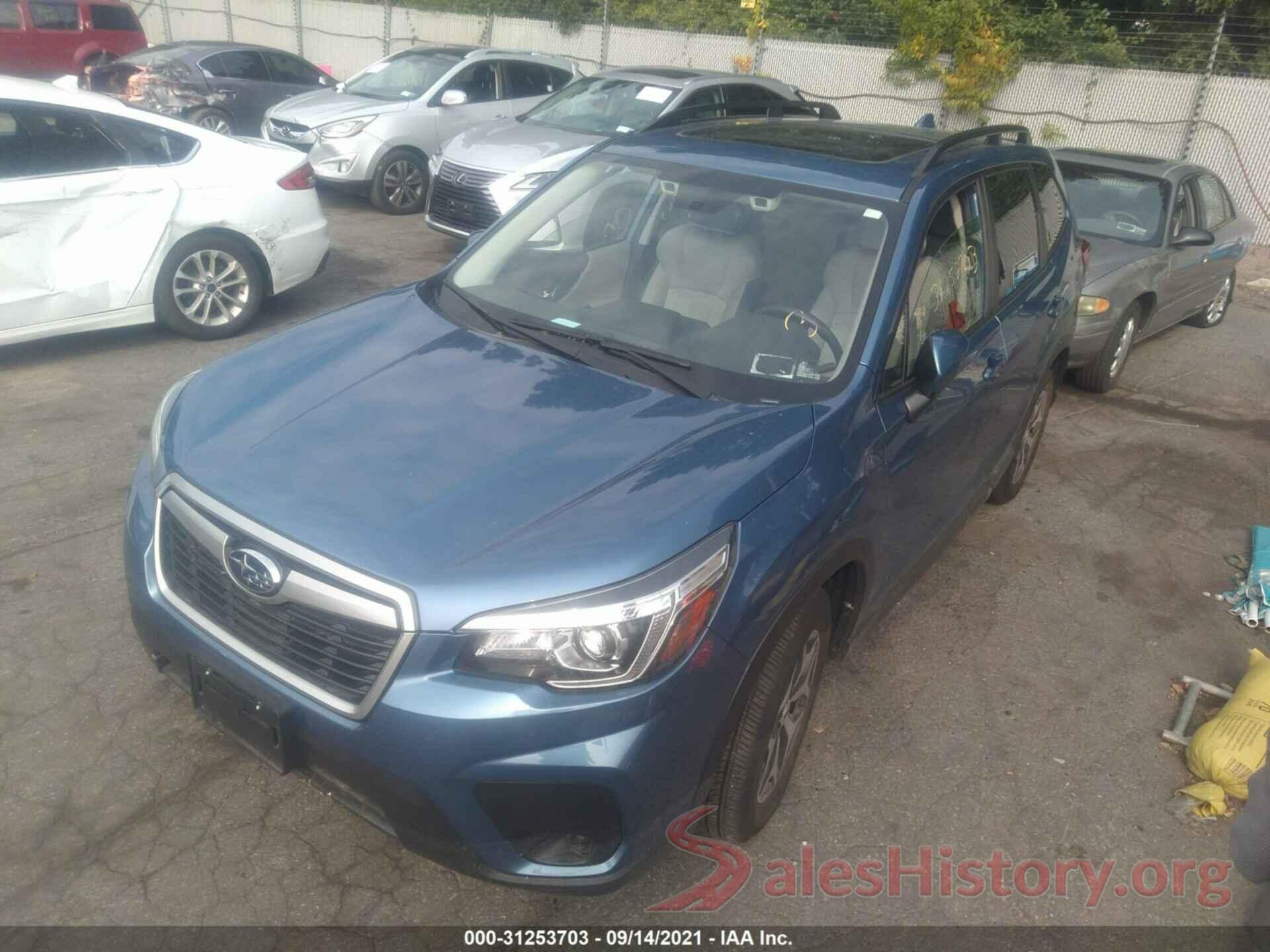 JF2SKAEC8KH573858 2019 SUBARU FORESTER