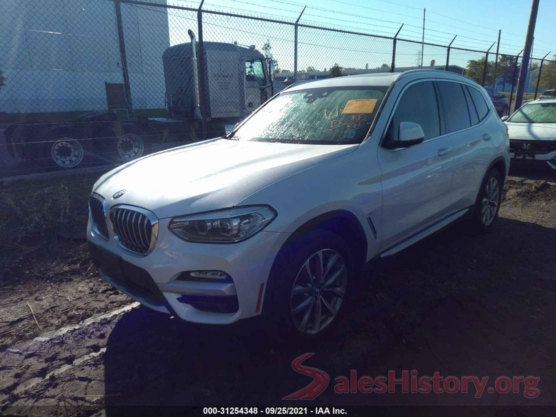 5UXTR9C5XKLE11228 2019 BMW X3