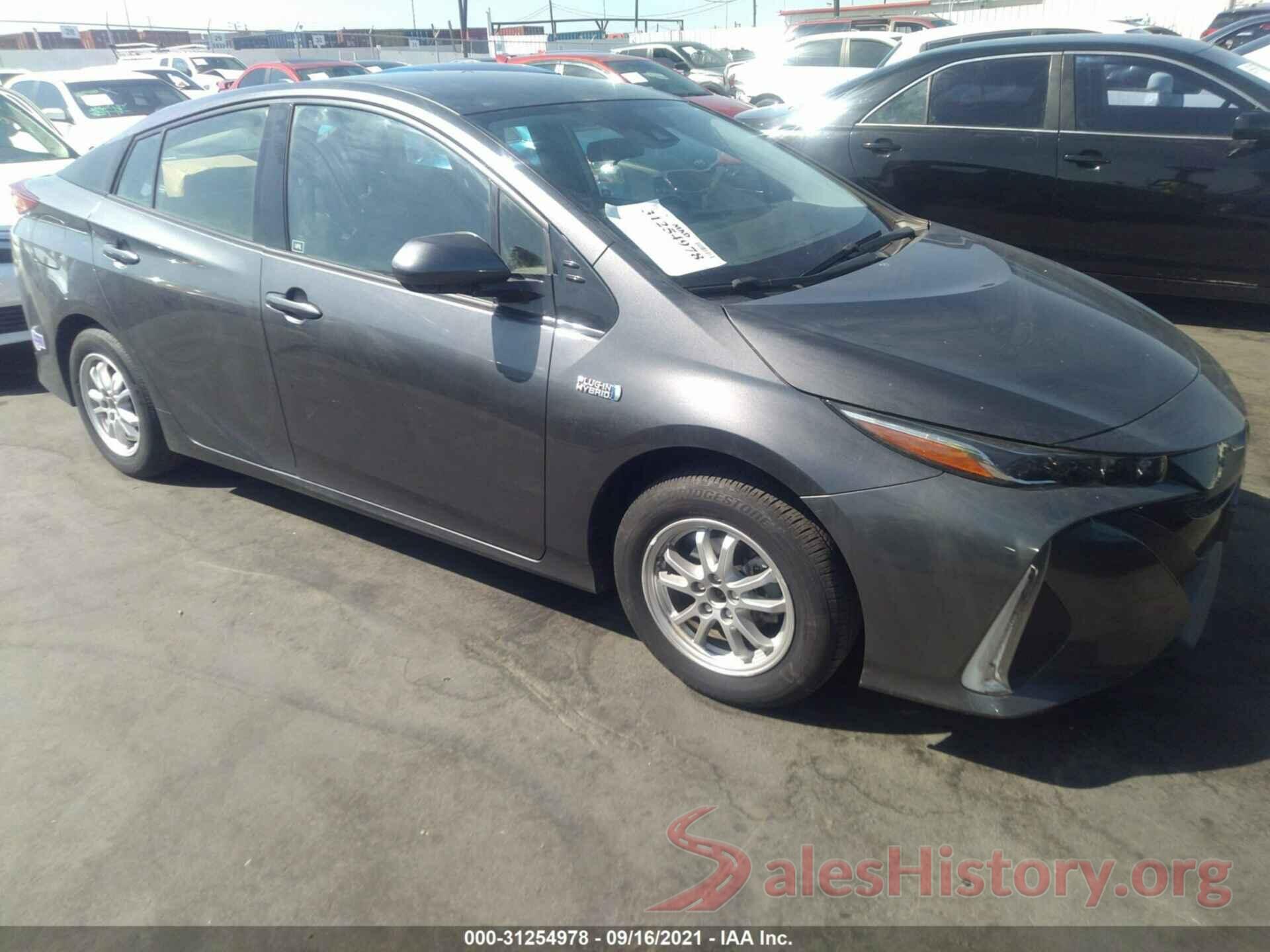 JTDKARFP3J3098679 2018 TOYOTA PRIUS PRIME