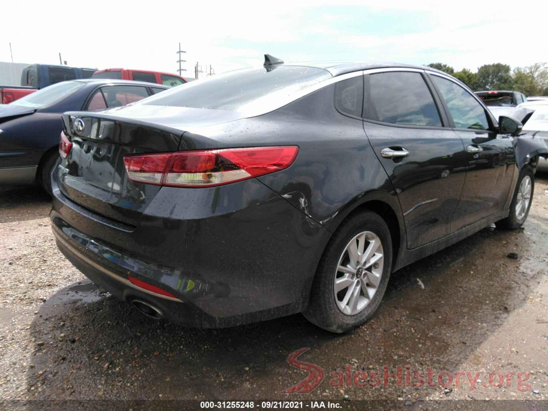 KNAGT4L32H5156135 2017 KIA OPTIMA