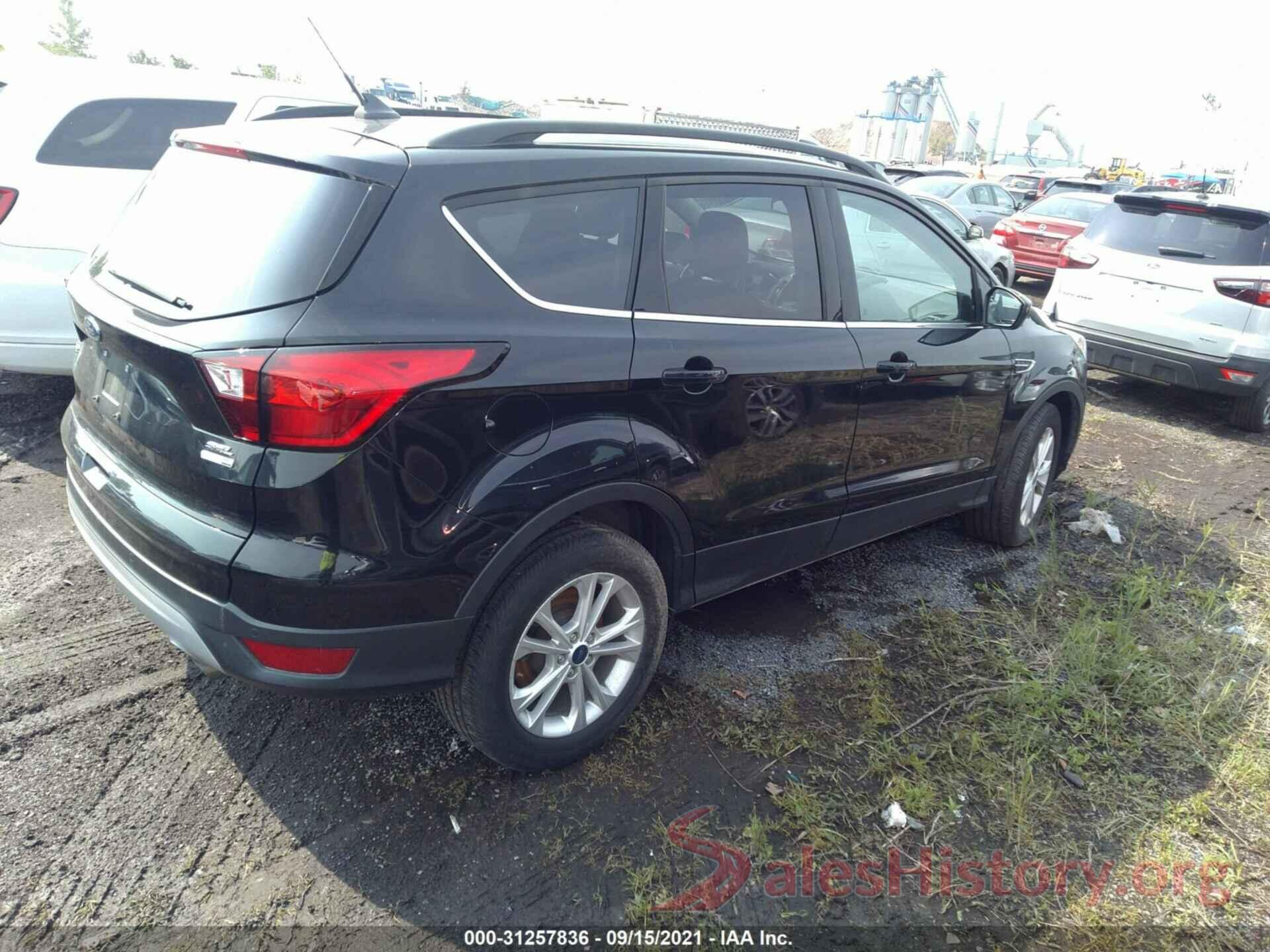 1FMCU9HD5KUA84563 2019 FORD ESCAPE