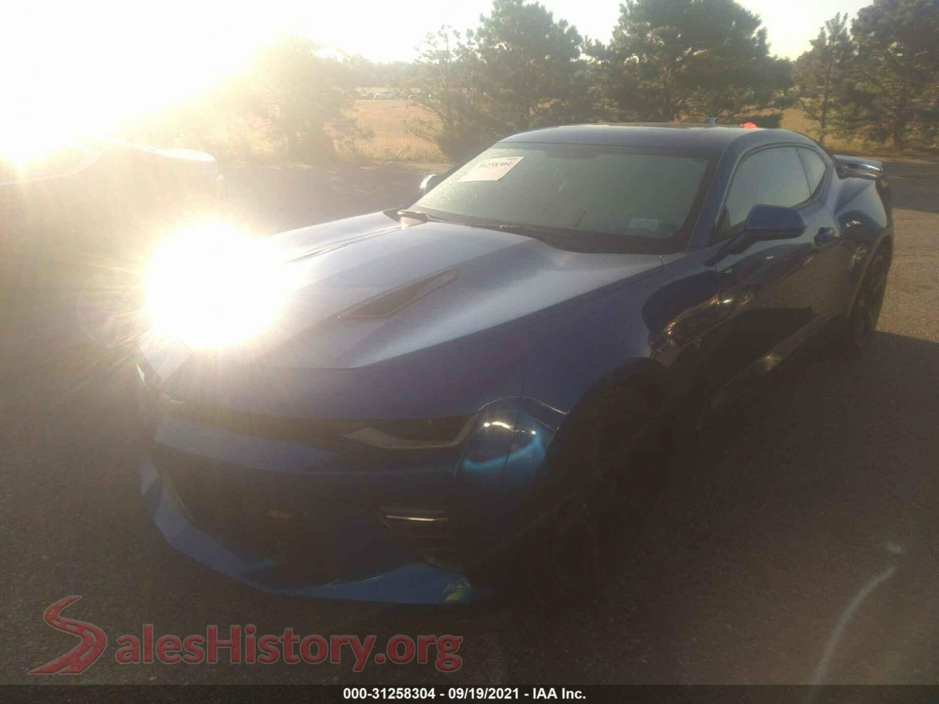 2016 CHEVROLET CAMARO VIN 1G1FH1R74G0170857, front view