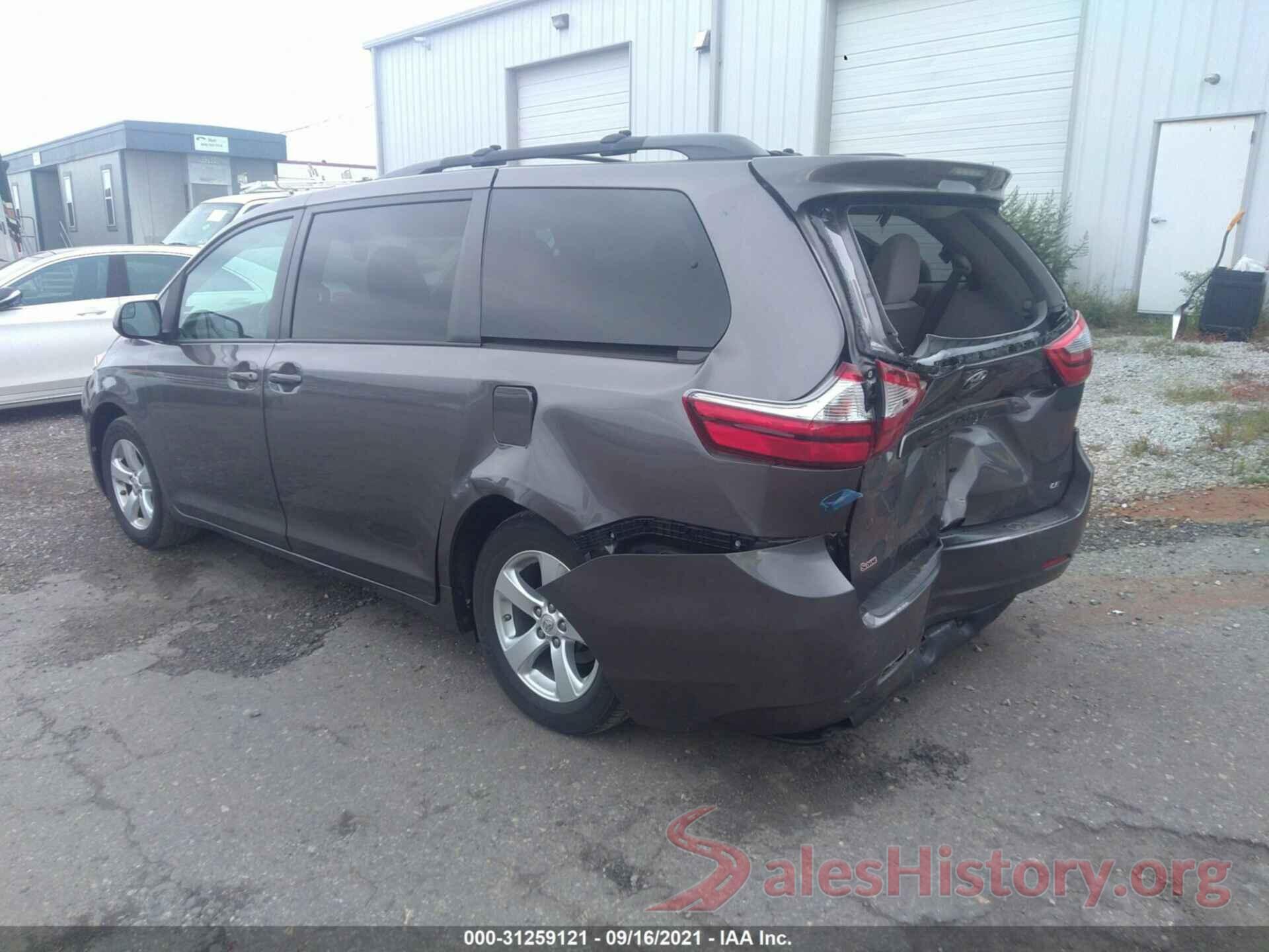 5TDKZ3DC8HS887859 2017 TOYOTA SIENNA