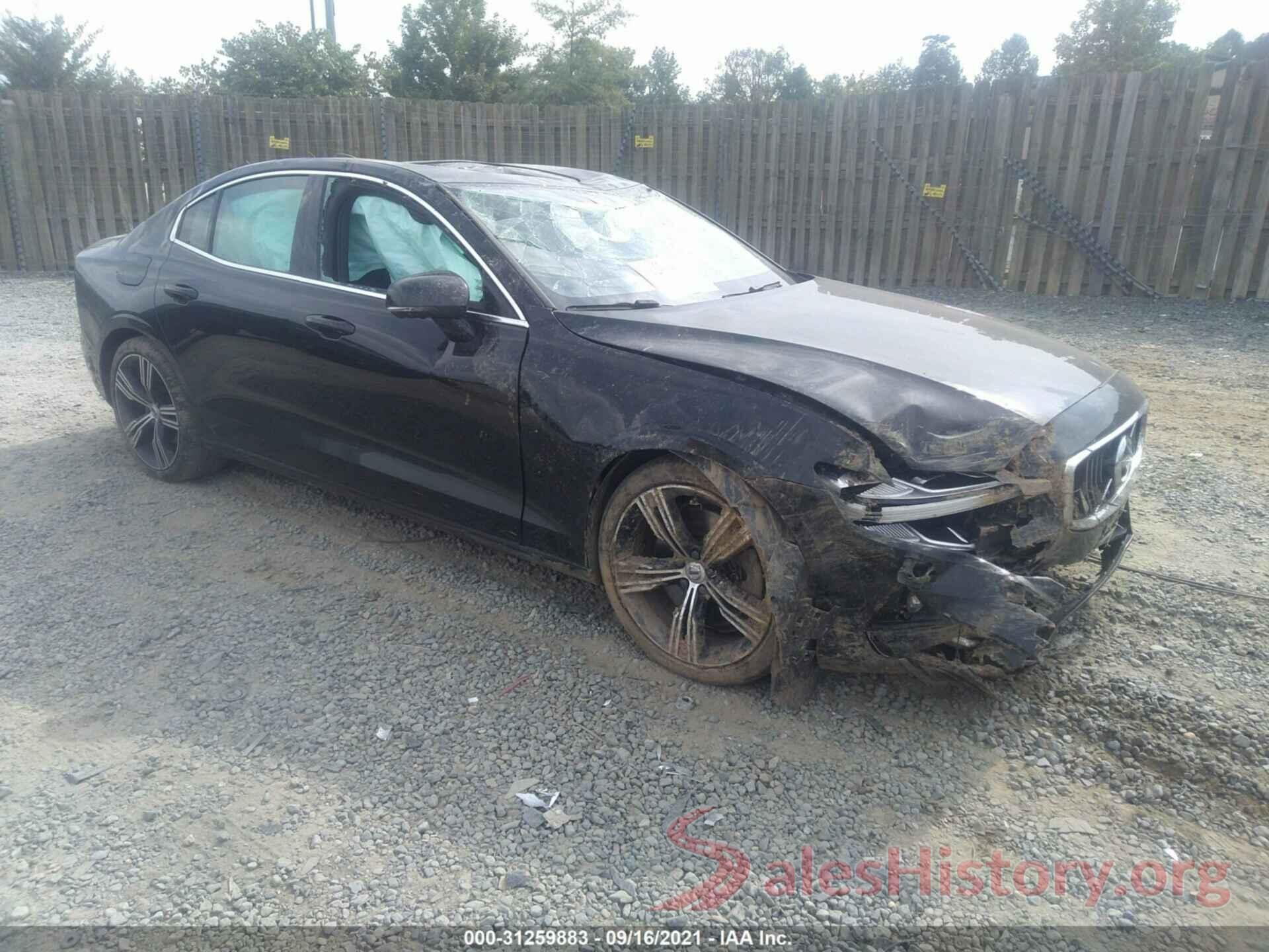 7JRA22TL2KG002814 2019 VOLVO S60