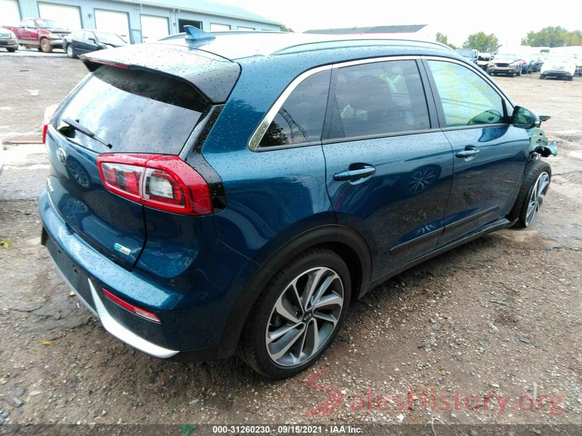 KNDCE3LC0H5039546 2017 KIA NIRO