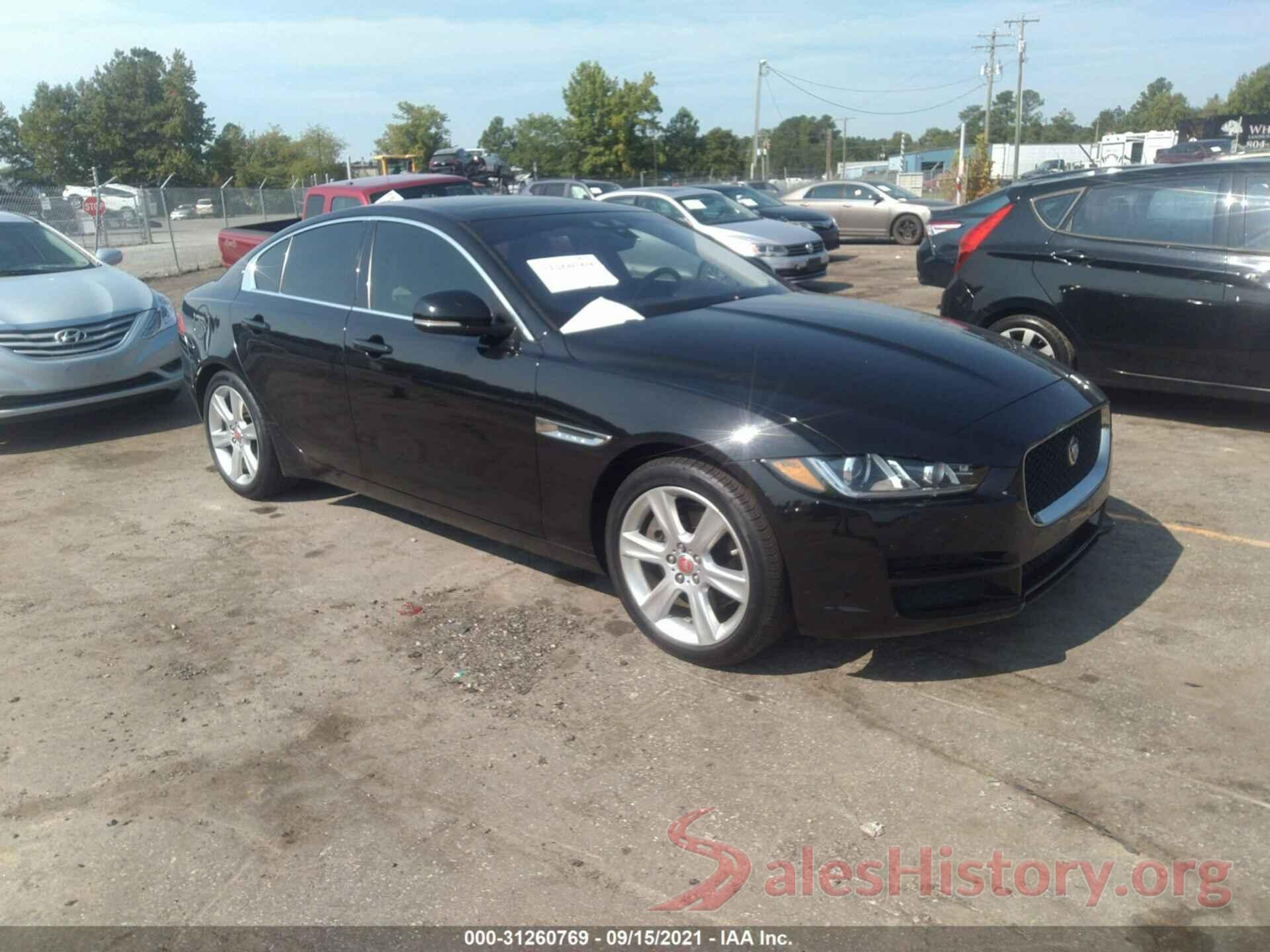 SAJAE4BG2HA962380 2017 JAGUAR XE