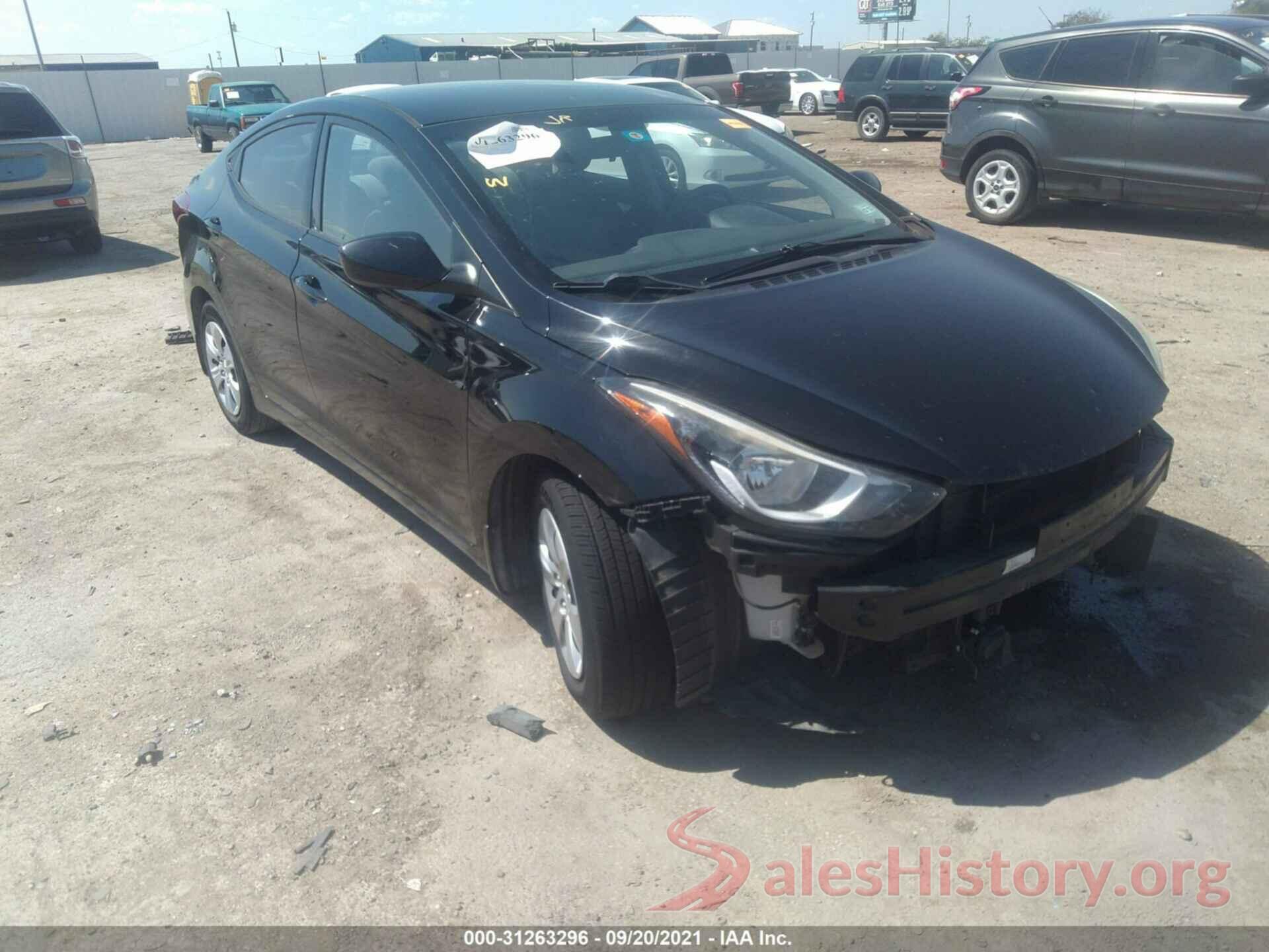 5NPDH4AE3GH718795 2016 HYUNDAI ELANTRA