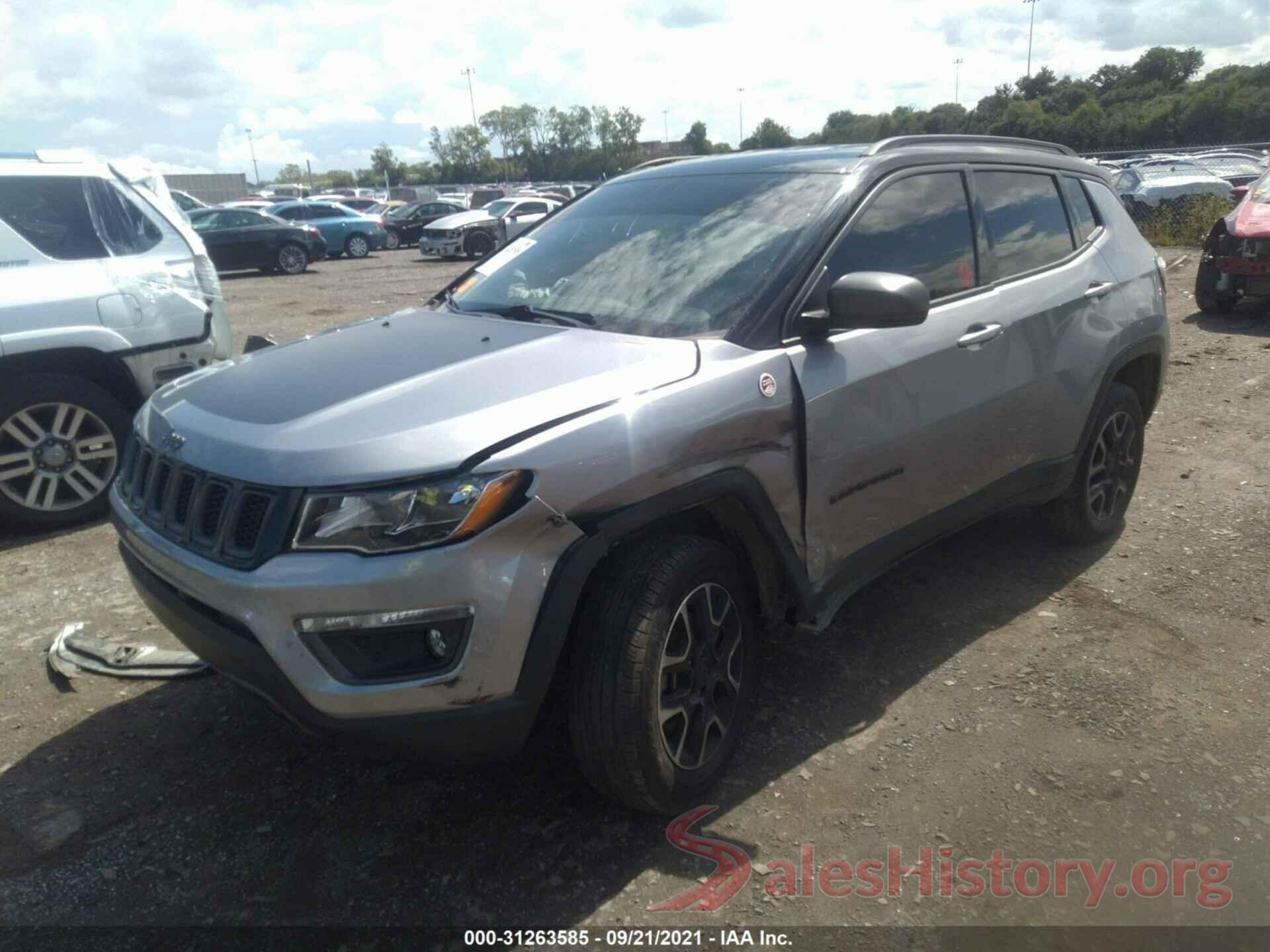 3C4NJDDB4KT650526 2019 JEEP COMPASS